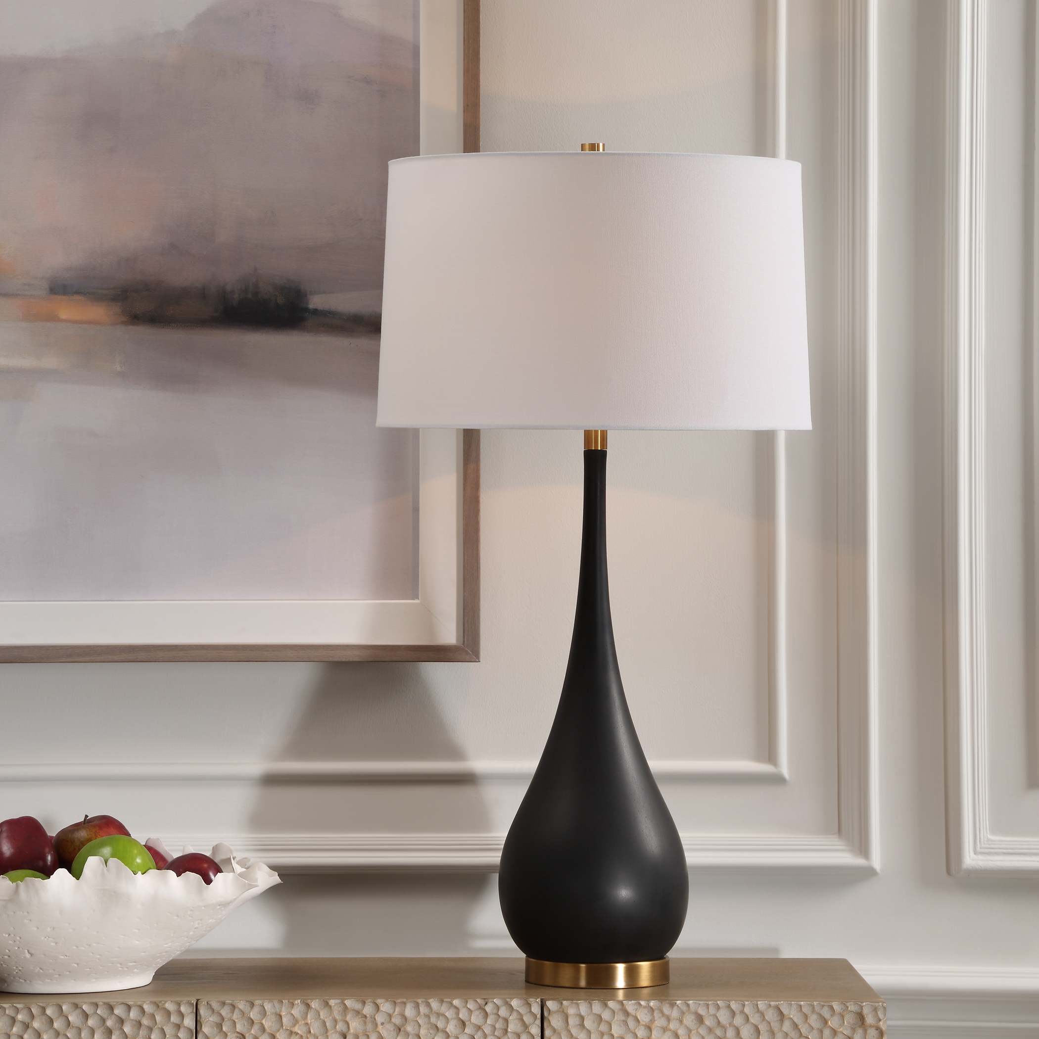 Nocturnal Black Table Lamp - Image 1