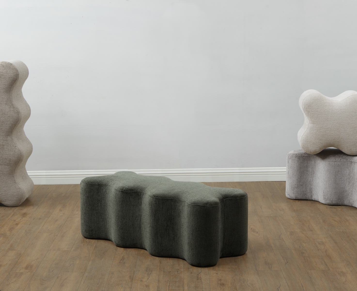 Jacqualessa Chenille Bench  - Dark Green - Safavieh - Image 1