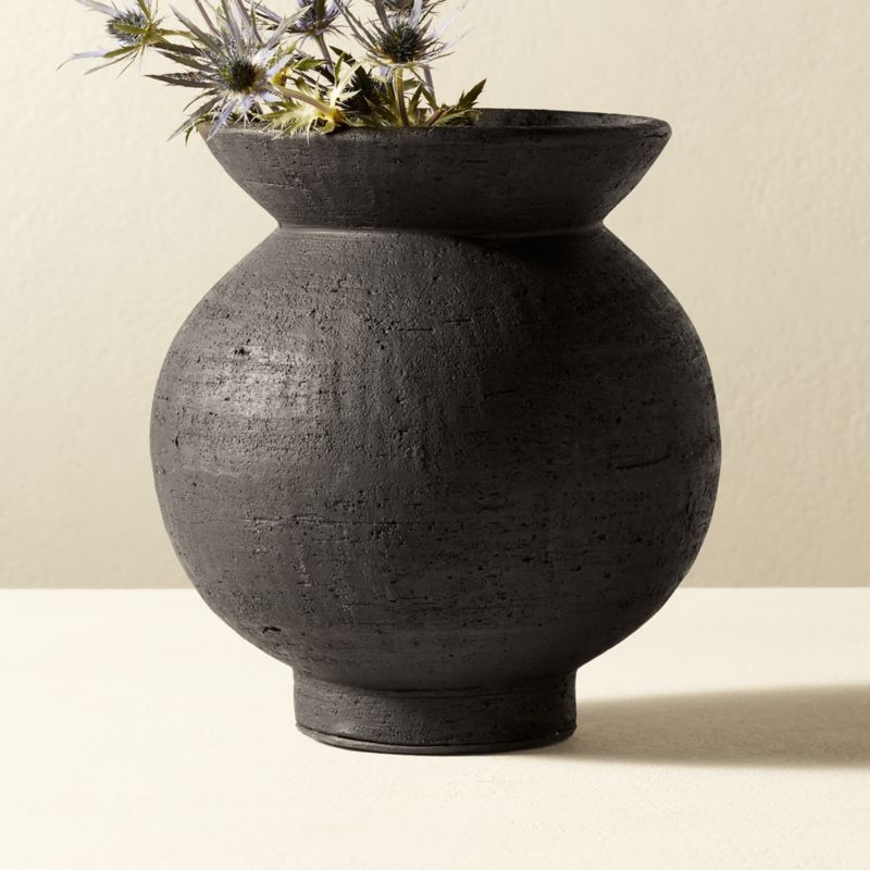 Victoria Black Terracotta Vase - Image 1