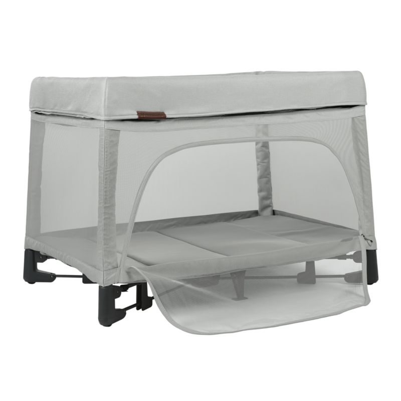 UPPAbaby ® REMI Stella Grey Play Yard/Portable Crib - Image 4