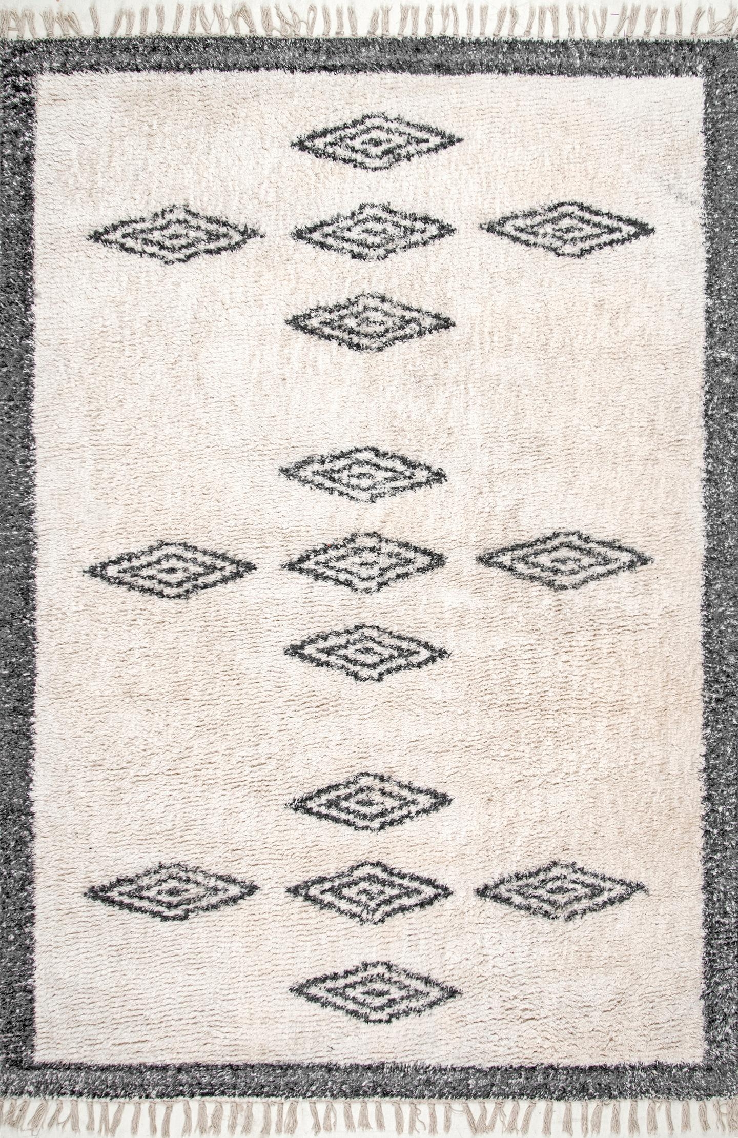 Hand Loomed Rosa Tassel Rug Area Rug - Image 1