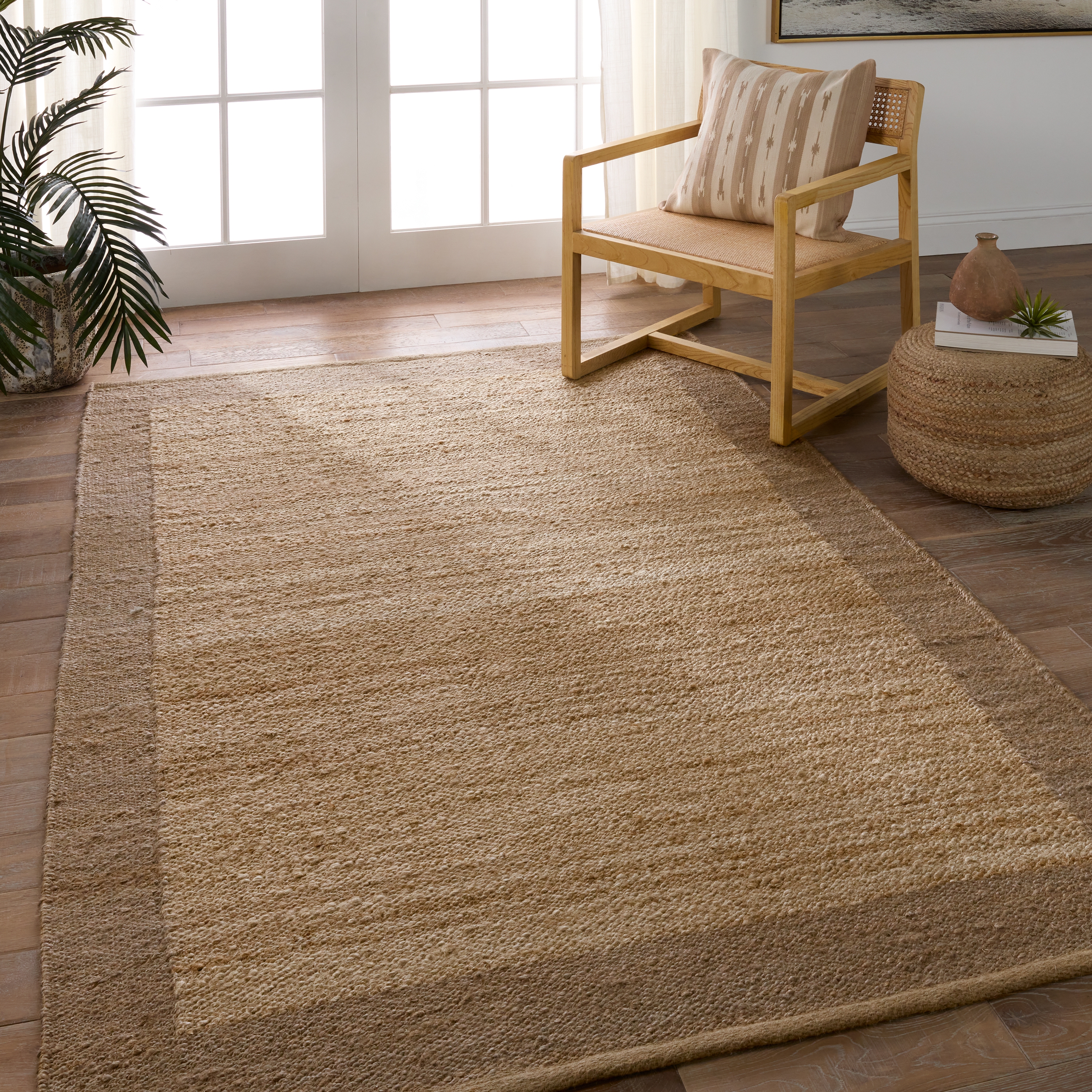 Query Handmade Bordered Brown Area Rug (5'X8') - Image 4