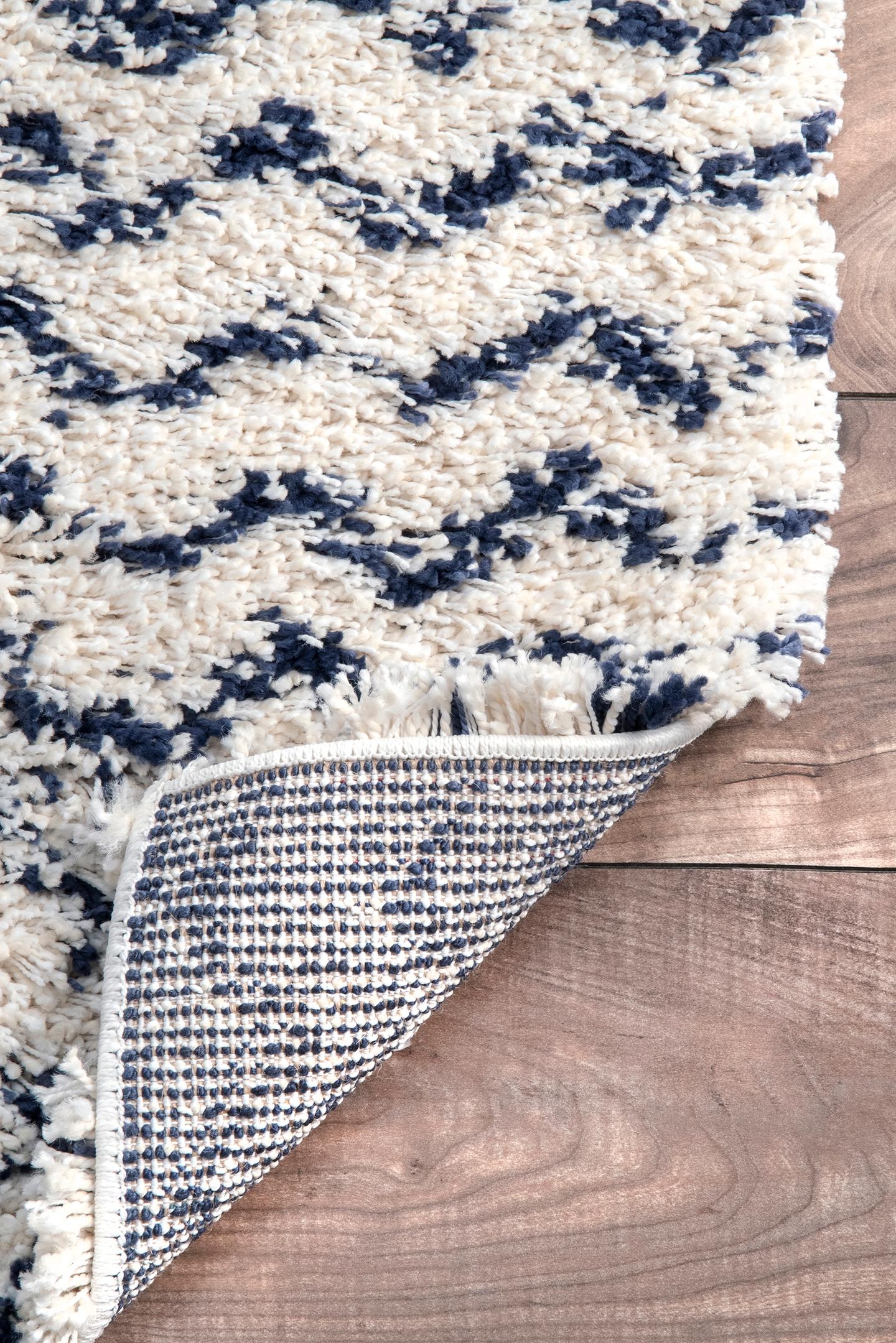 Cuellar Chevron Shaggy Area Rug - Image 3