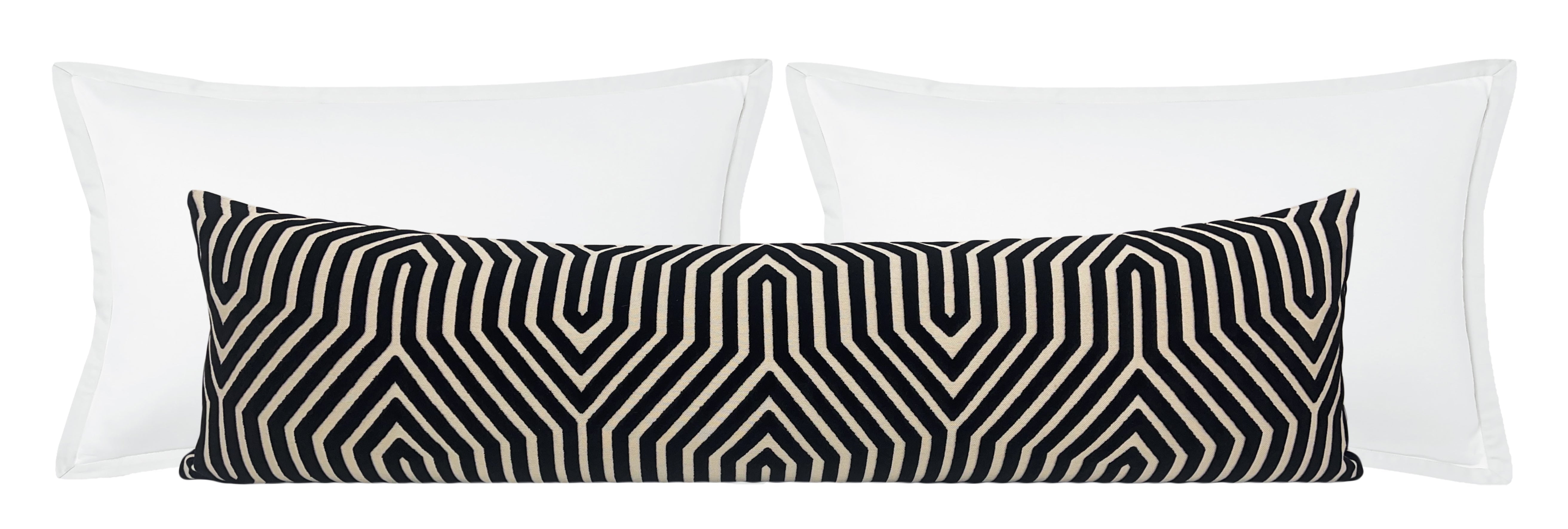 THE XL LUMBAR :: VANDERBILT VELVET // NOIR | SCHUMACHER - SAMPLE 4" X 4" - Image 0