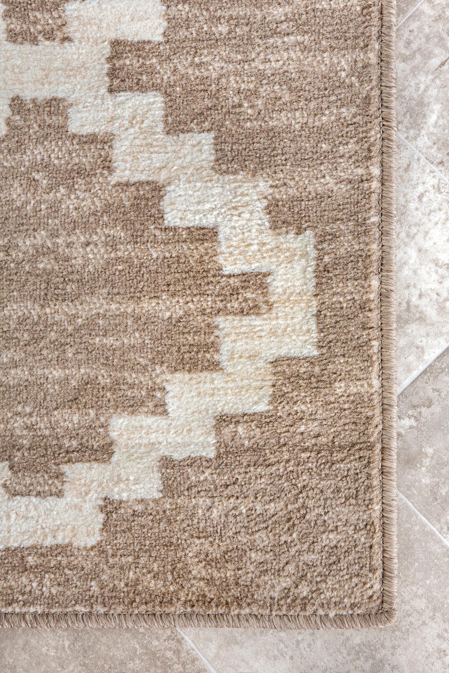 Geometric Faustina Area Rug - Image 2