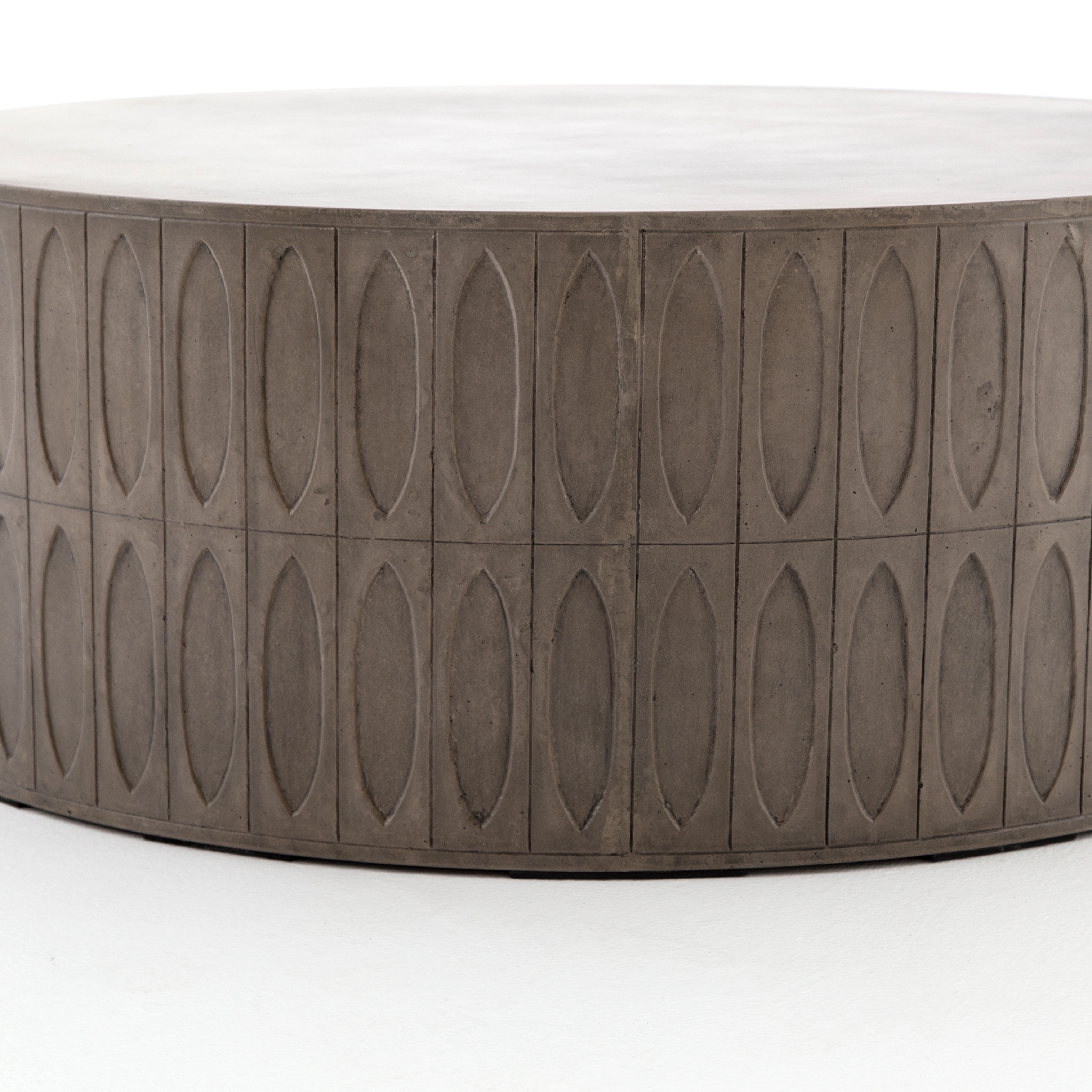 Mal Indoor / Outdoor Round Coffee Table - Image 3