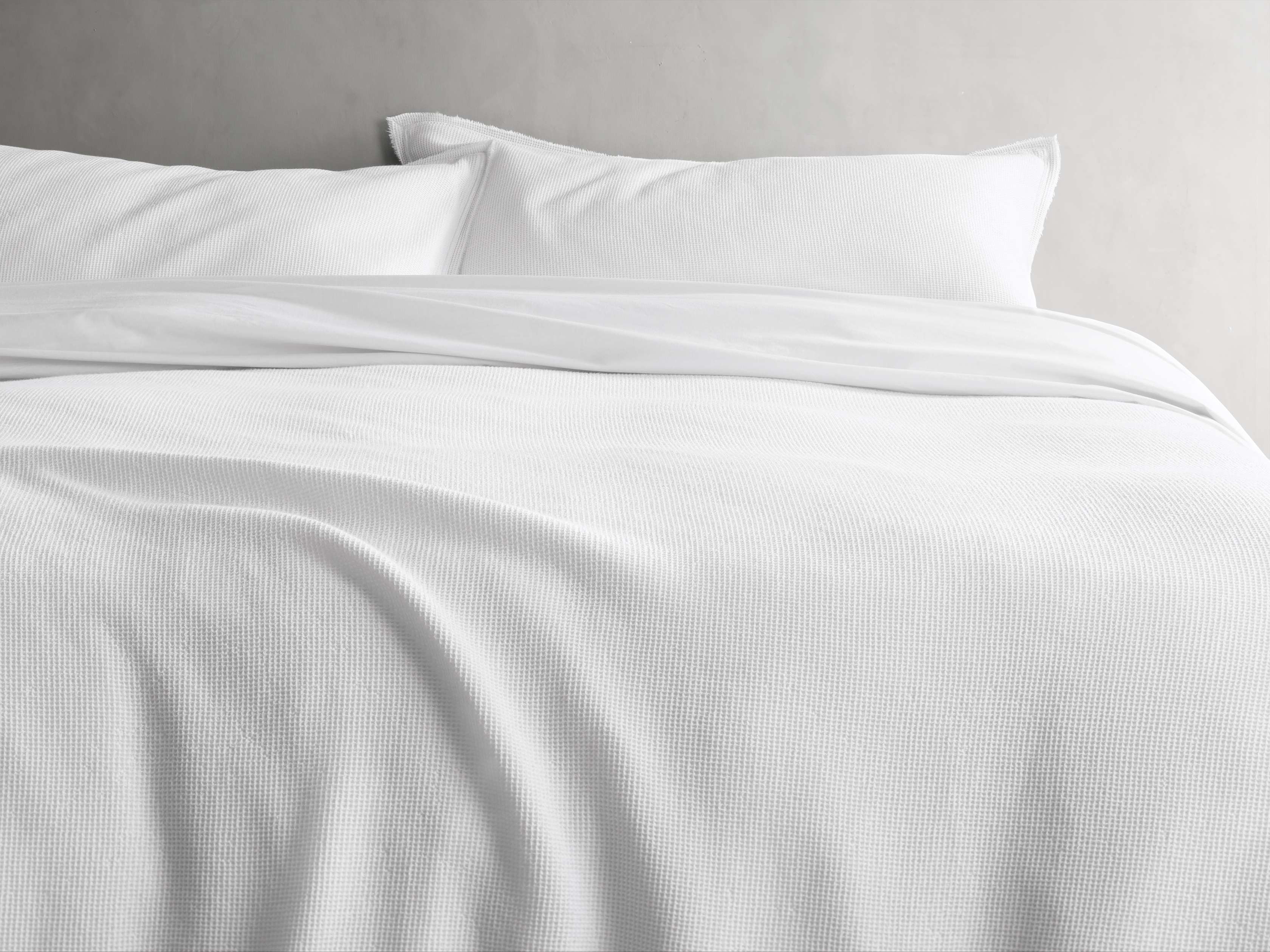 Washed Waffle Duvet Set in Cotton Queen White   - Image 0