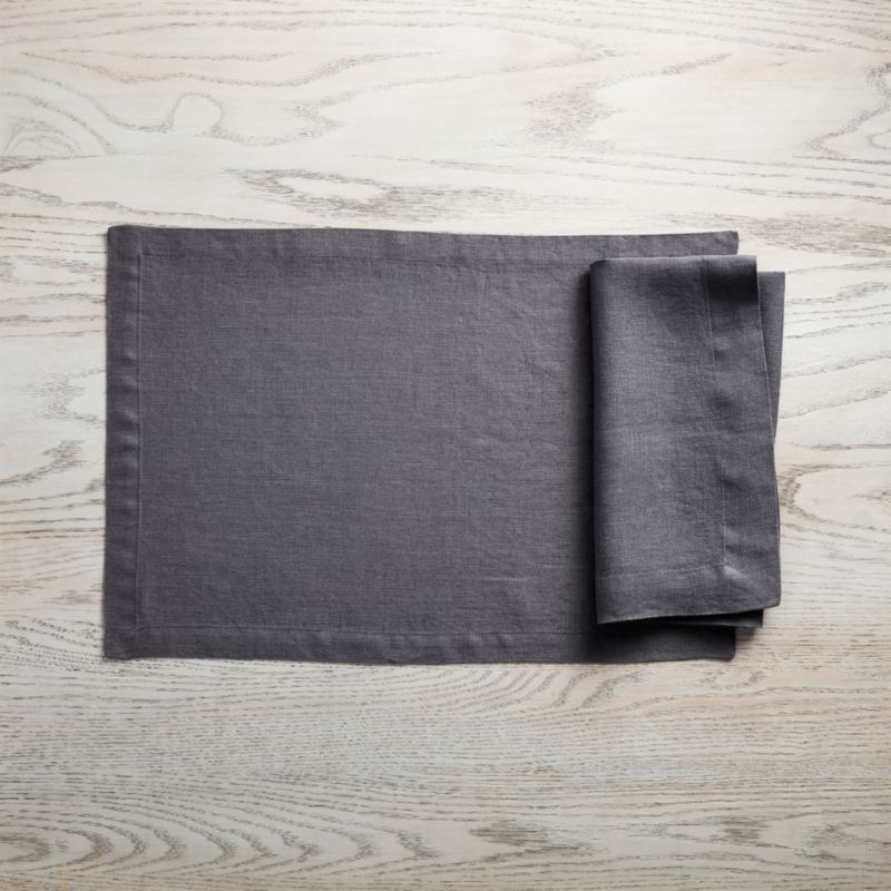 Marin Storm Grey EUROPEAN FLAX ™-Certified Linen Napkins, Set of 8 - Image 3