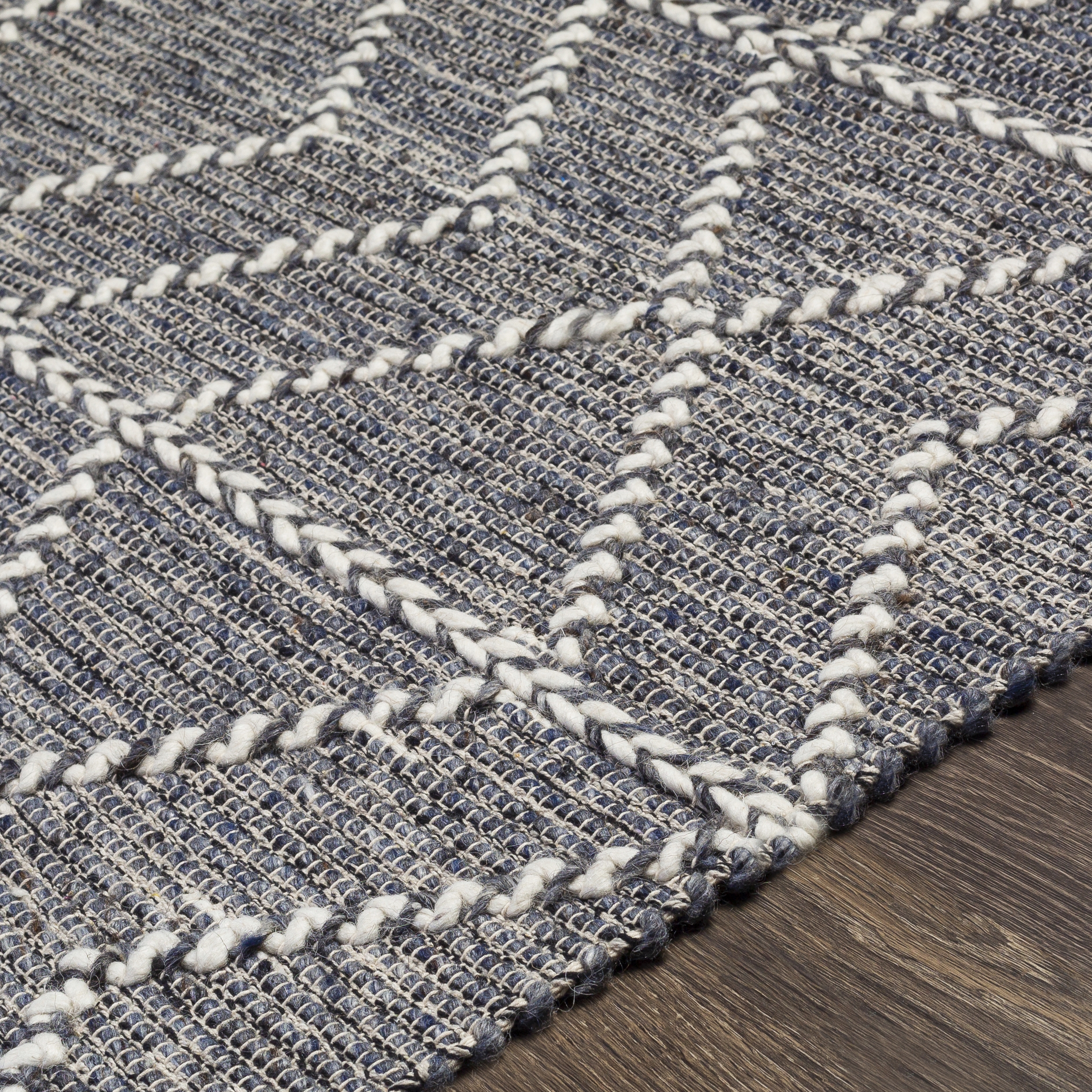 Uttar Gray Indoor 8' x 10' Handmade Rug - Image 3
