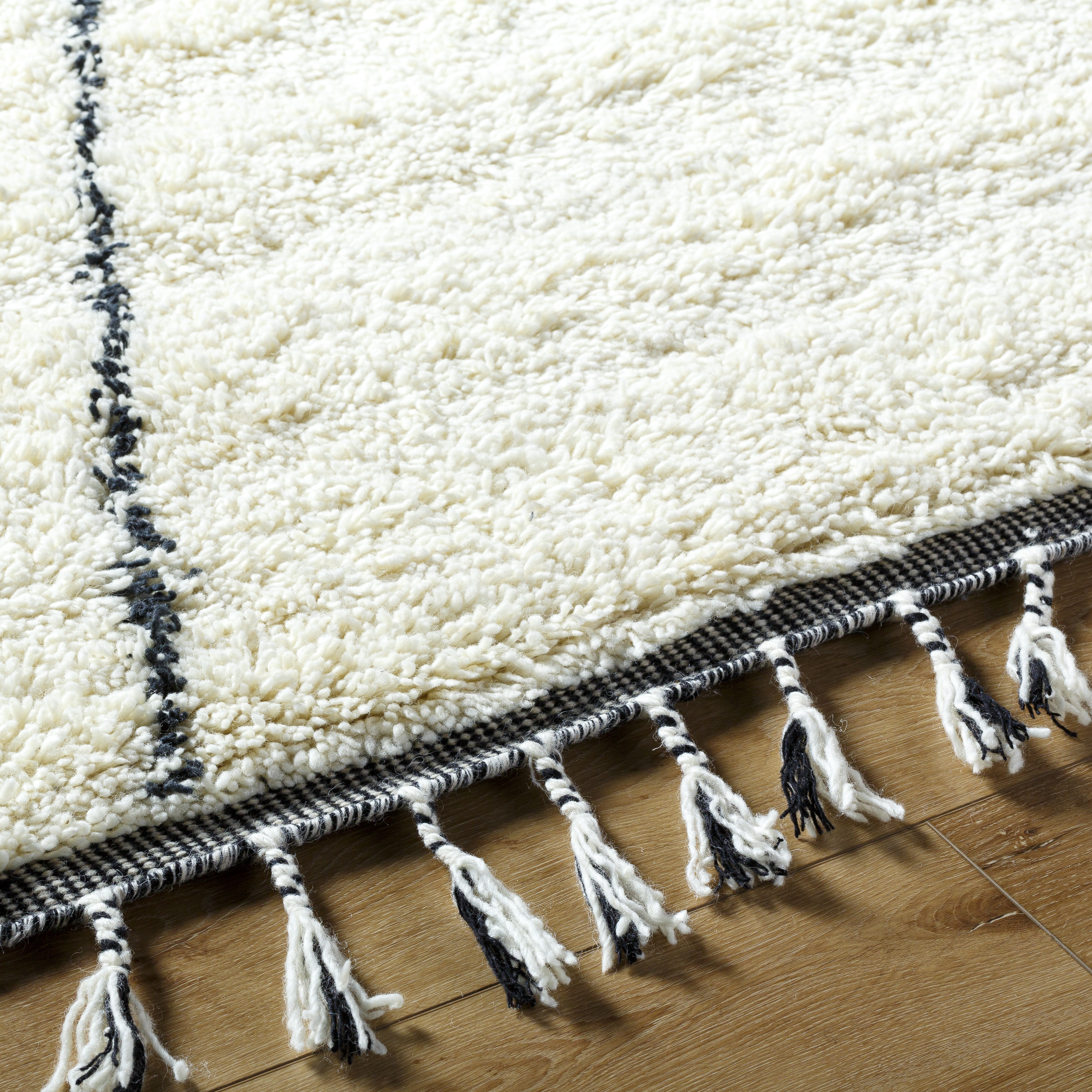 Mirela Beige Indoor 8' x 10' Handmade Rug - Image 2