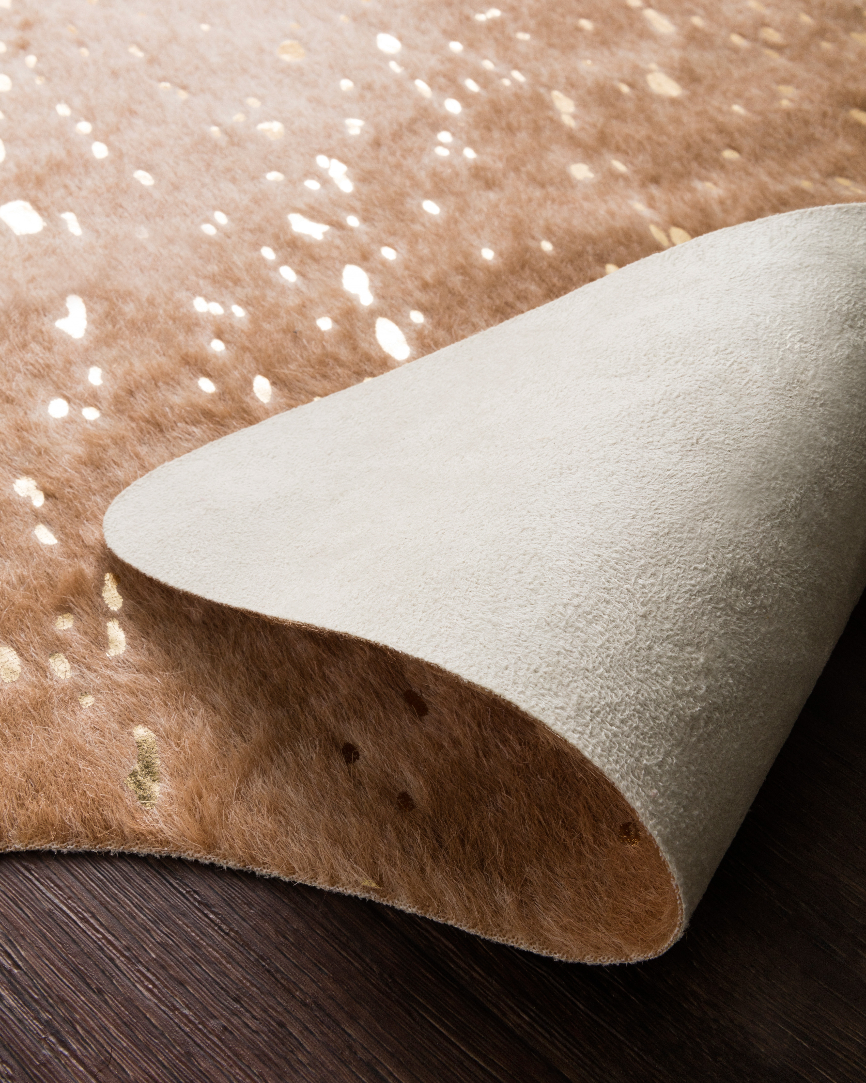 Loloi Bryce Tan / Gold 5' x 6'-6" - Image 5