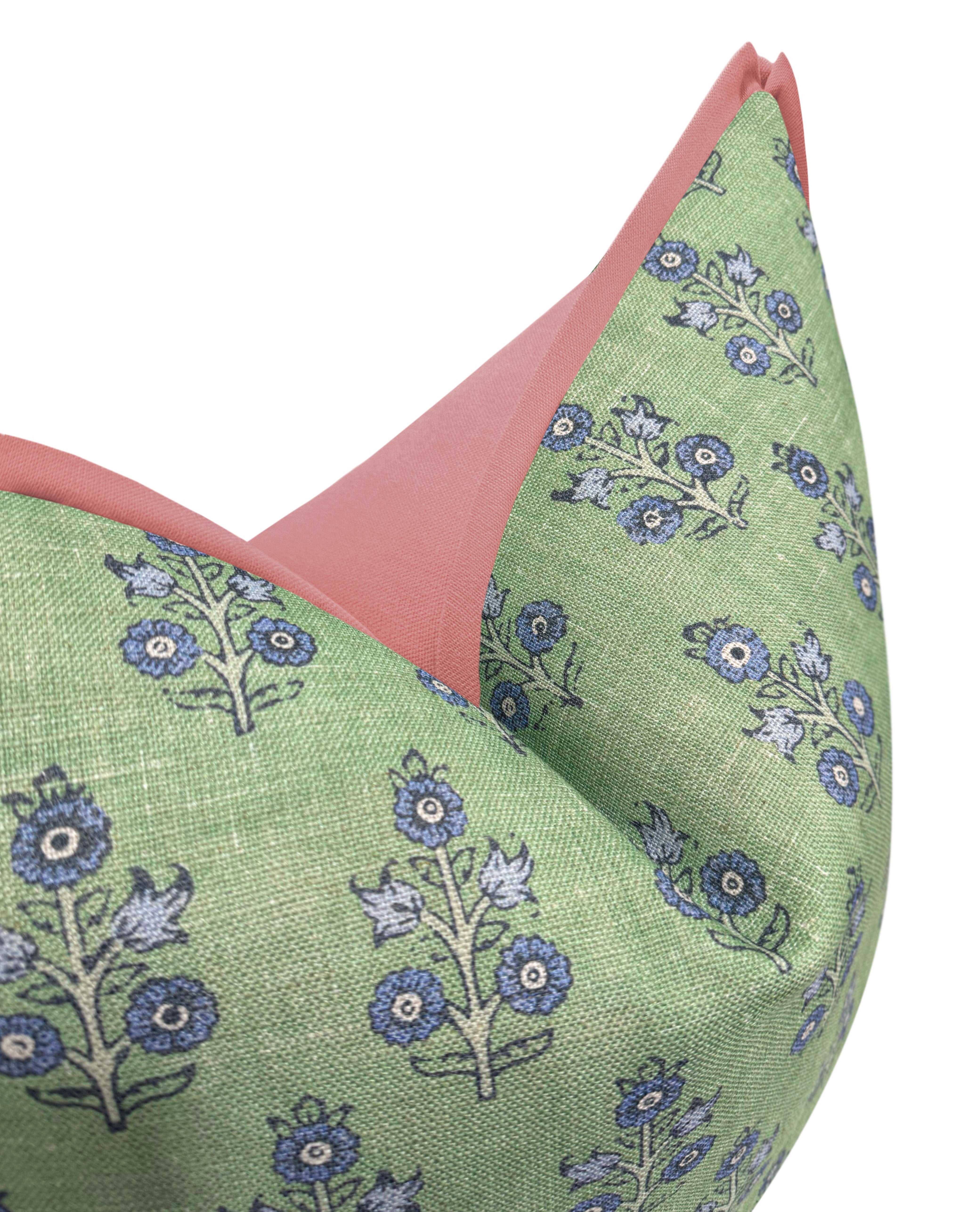 POPPY SPRIG // GREEN | GP & J BAKER - LITTLE LUMBAR 12" X 18" / BUTTERFLY FLANGE / Carnation - Image 0