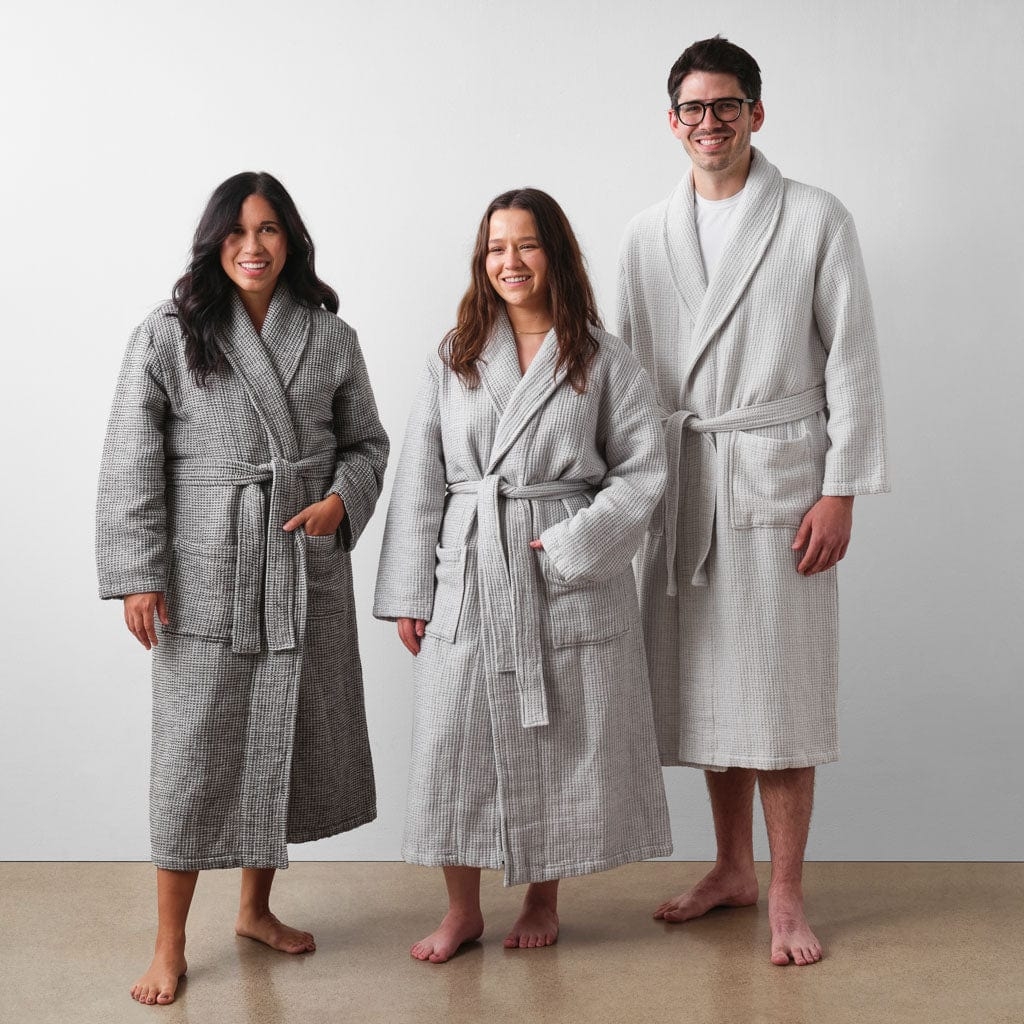 The Citizenry Aegean Cotton Bath Robe | Large | Black - Image 6