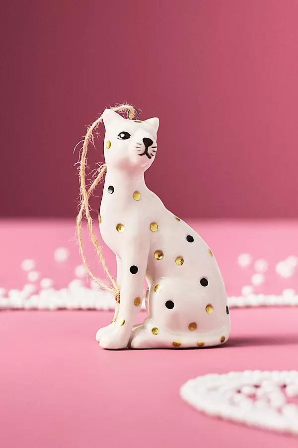 Cottage Animal Ornament - Image 0