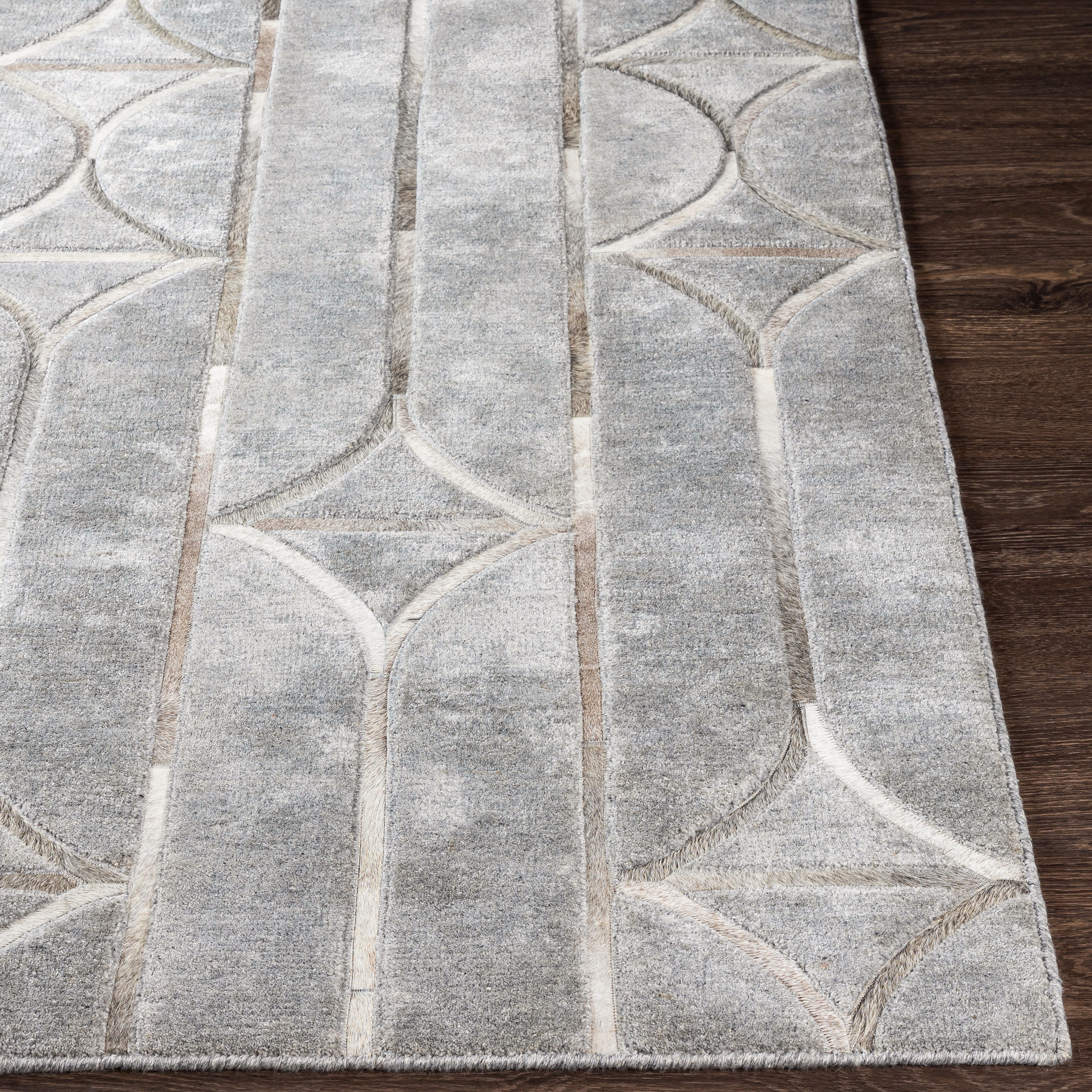 Eloquent Gray Indoor 10' x 14' Handmade Rug - Image 2