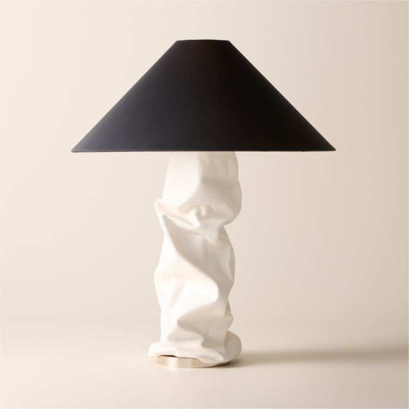 Hendrix White Resin Table Lamp - Image 2