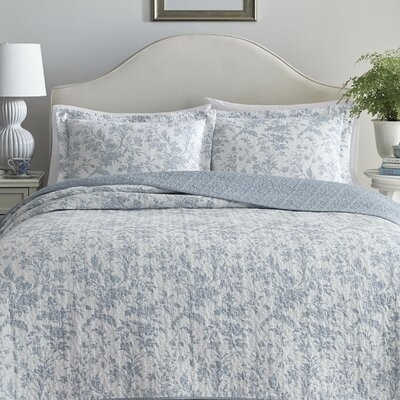 Amberley Cotton Reversible Quilt Set - Image 0