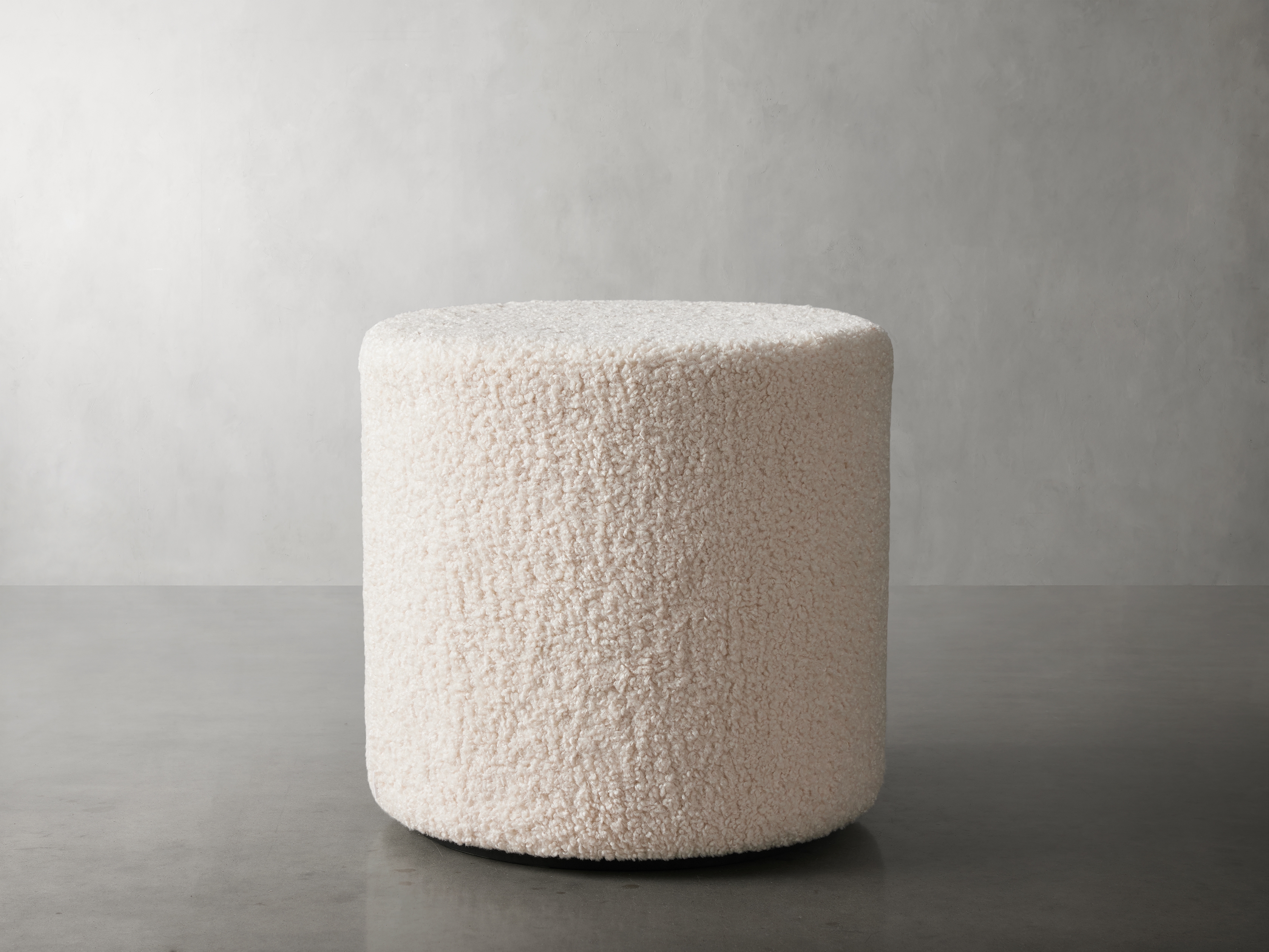 Faux Pouf Sherpa in White  Ivory - Image 0