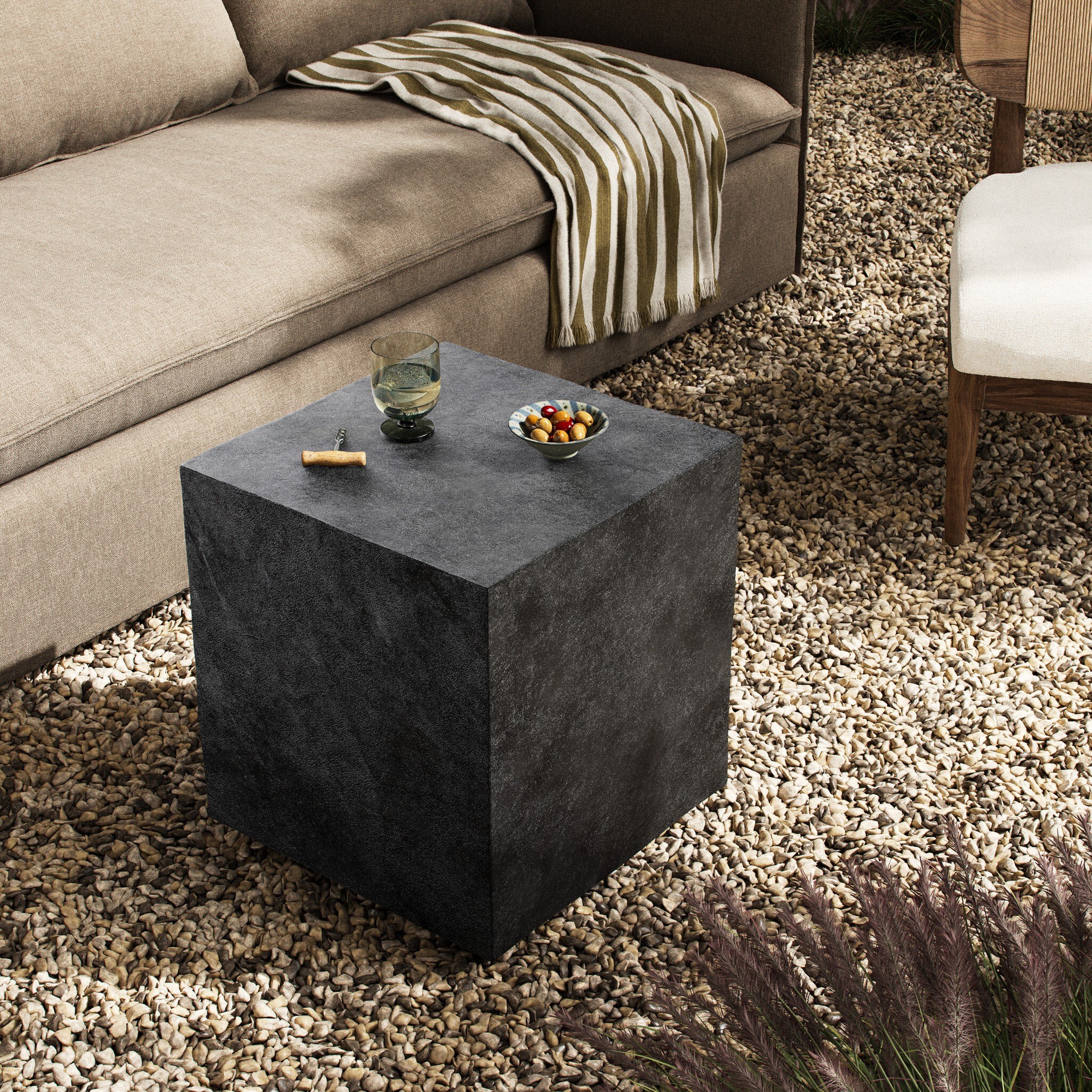 Graso Outdoor End Table - Aged Grey - Image 3