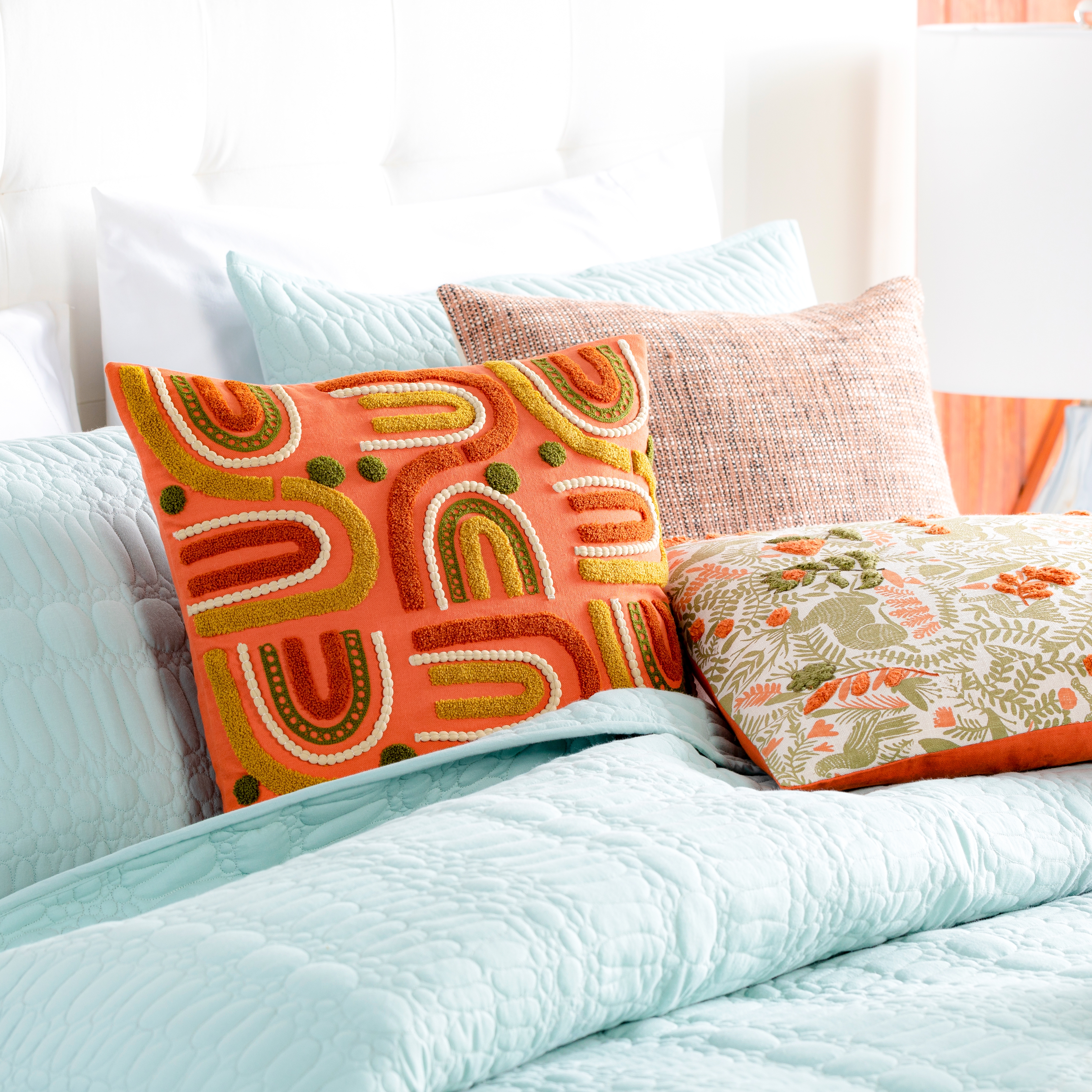 Declan DCL-003 18"L x 18"W Pillow Cover - Image 1