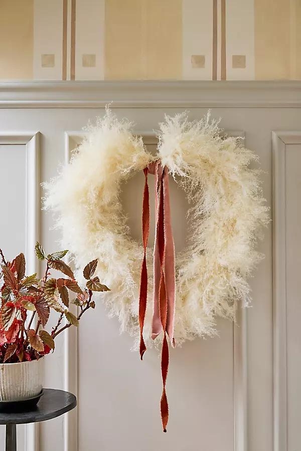 Ivory Pampas Grass Heart Wreath - Image 0