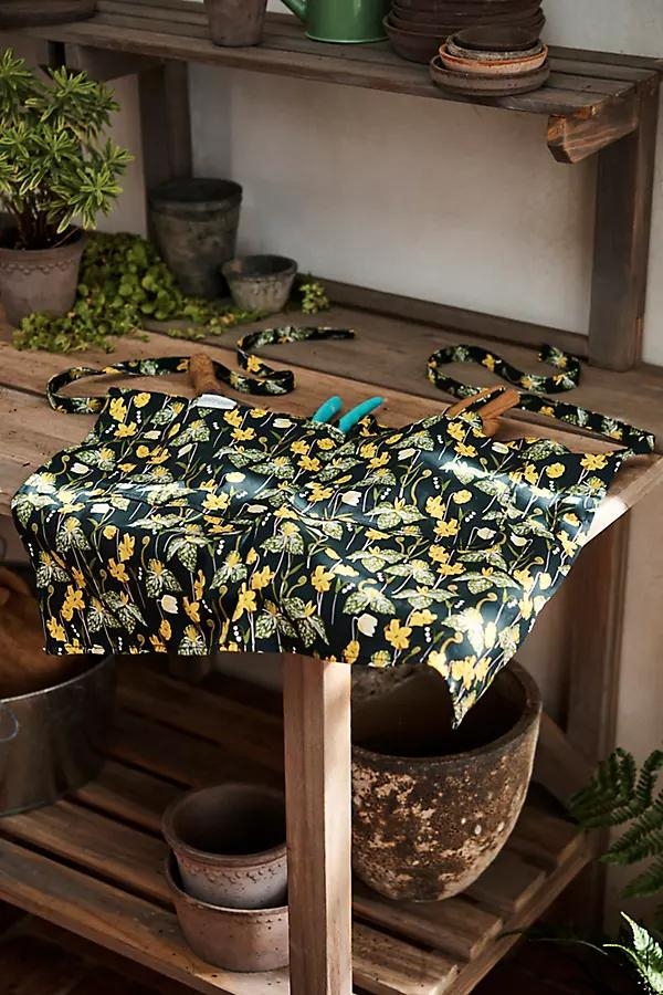 Woodland Yellow Garden Half Apron - Image 0