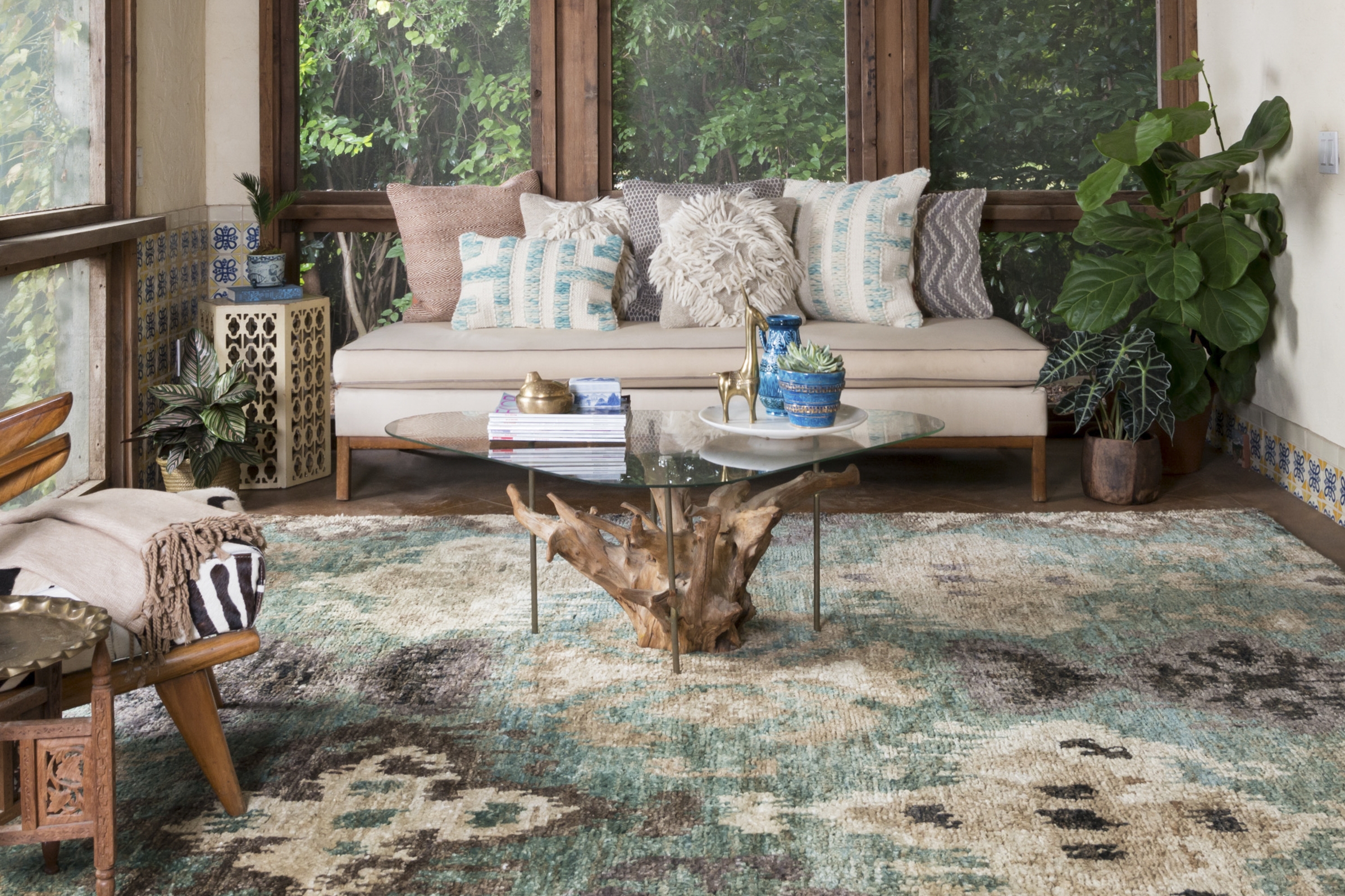 Loloi Xavier XV-01 Aqua 5'-6" x 8'-6" - Image 2