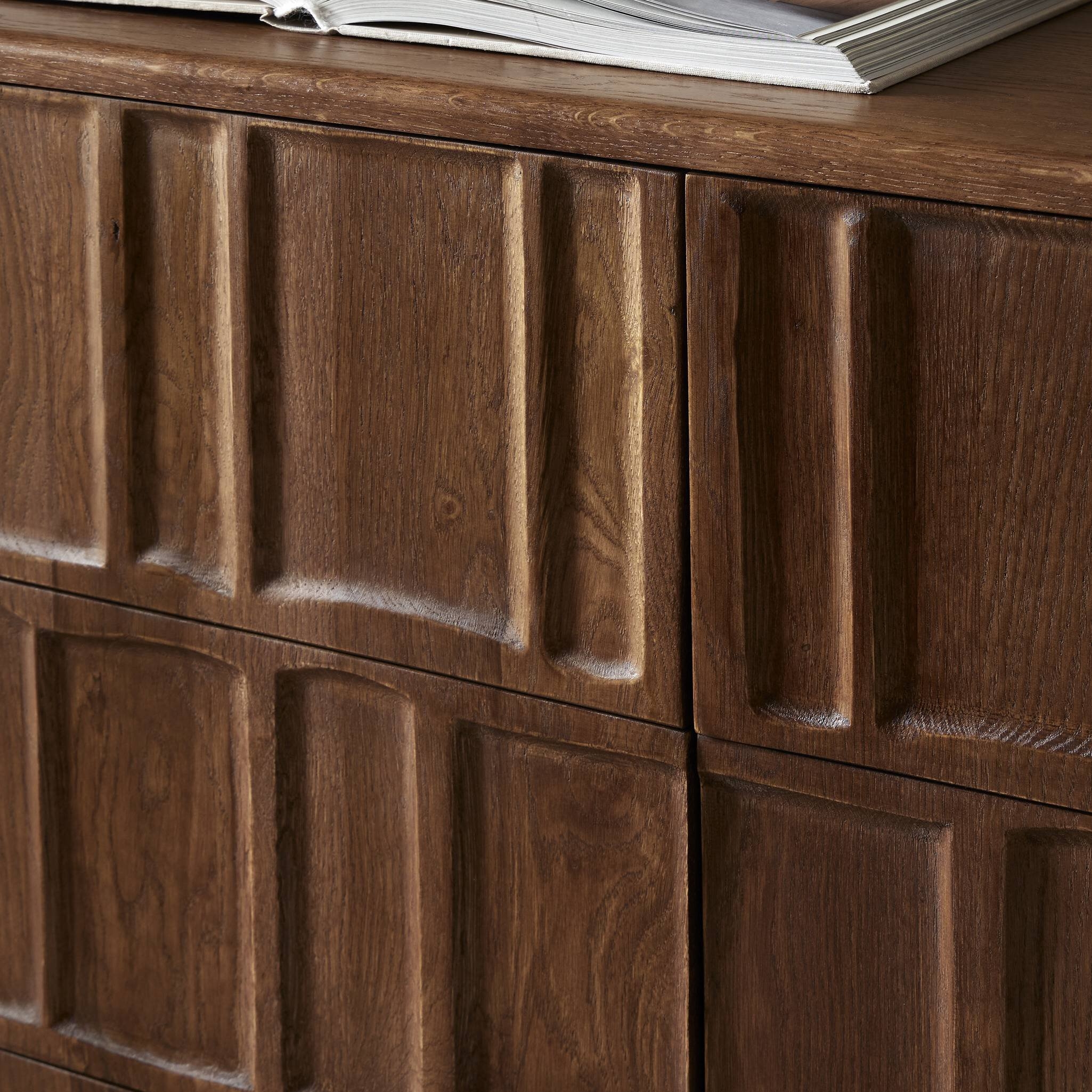 Ezri 6 Drawer Dresser - Cocoa Oak - Image 13