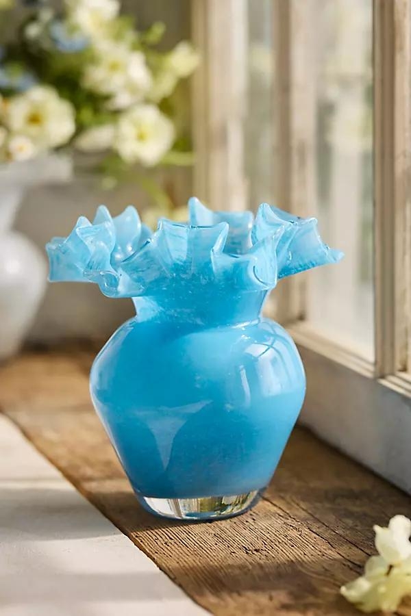 Ruffled Glass Bud Vase - Image 0