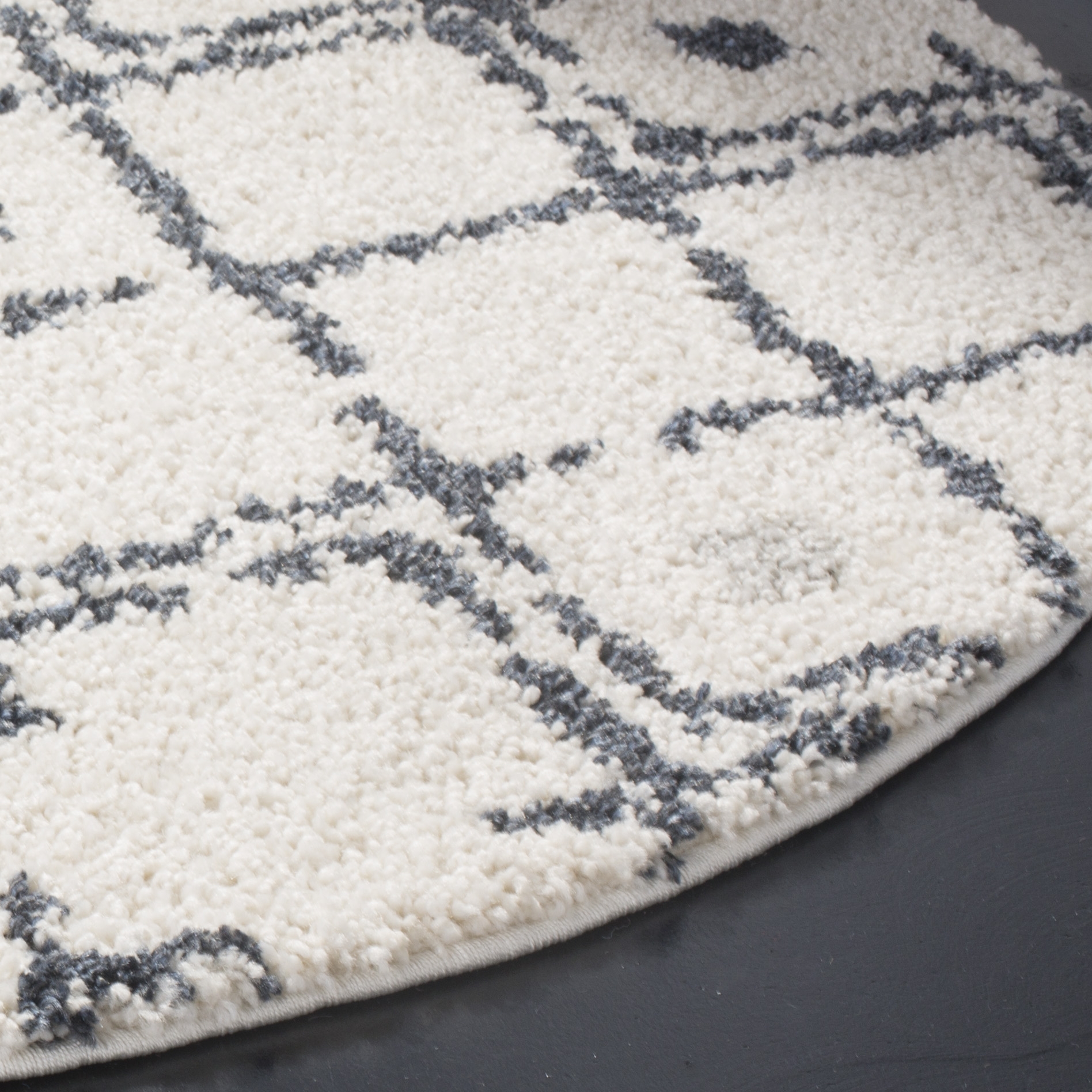 Arlo Home Woven Area Rug, BER164D, Cream/Navy,  5' 1" X 5' 1" Round - Image 2