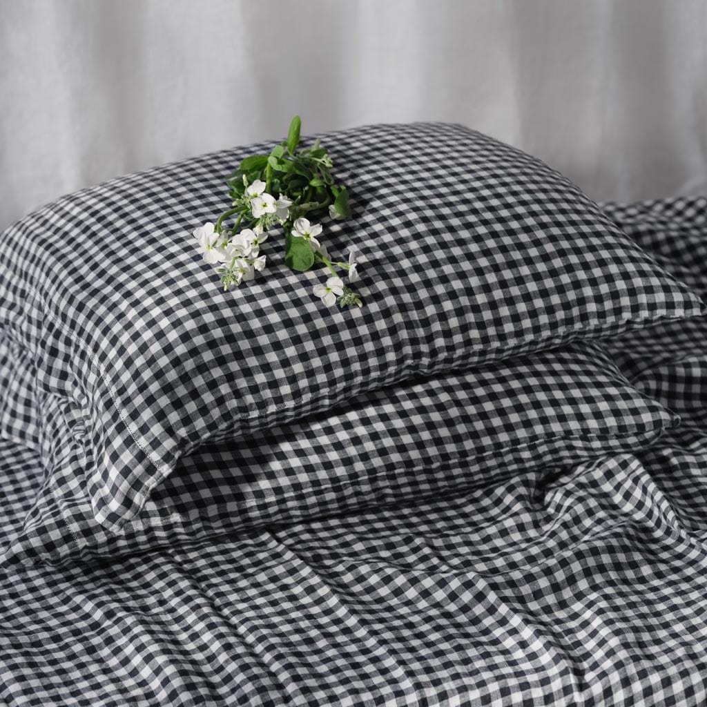 The Citizenry Stonewashed Linen Pillowcases Various | Standard | Indigo Chambray - Image 7