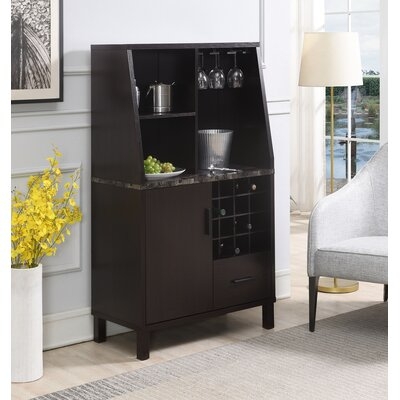 Hubbard Bar with Wine Storage