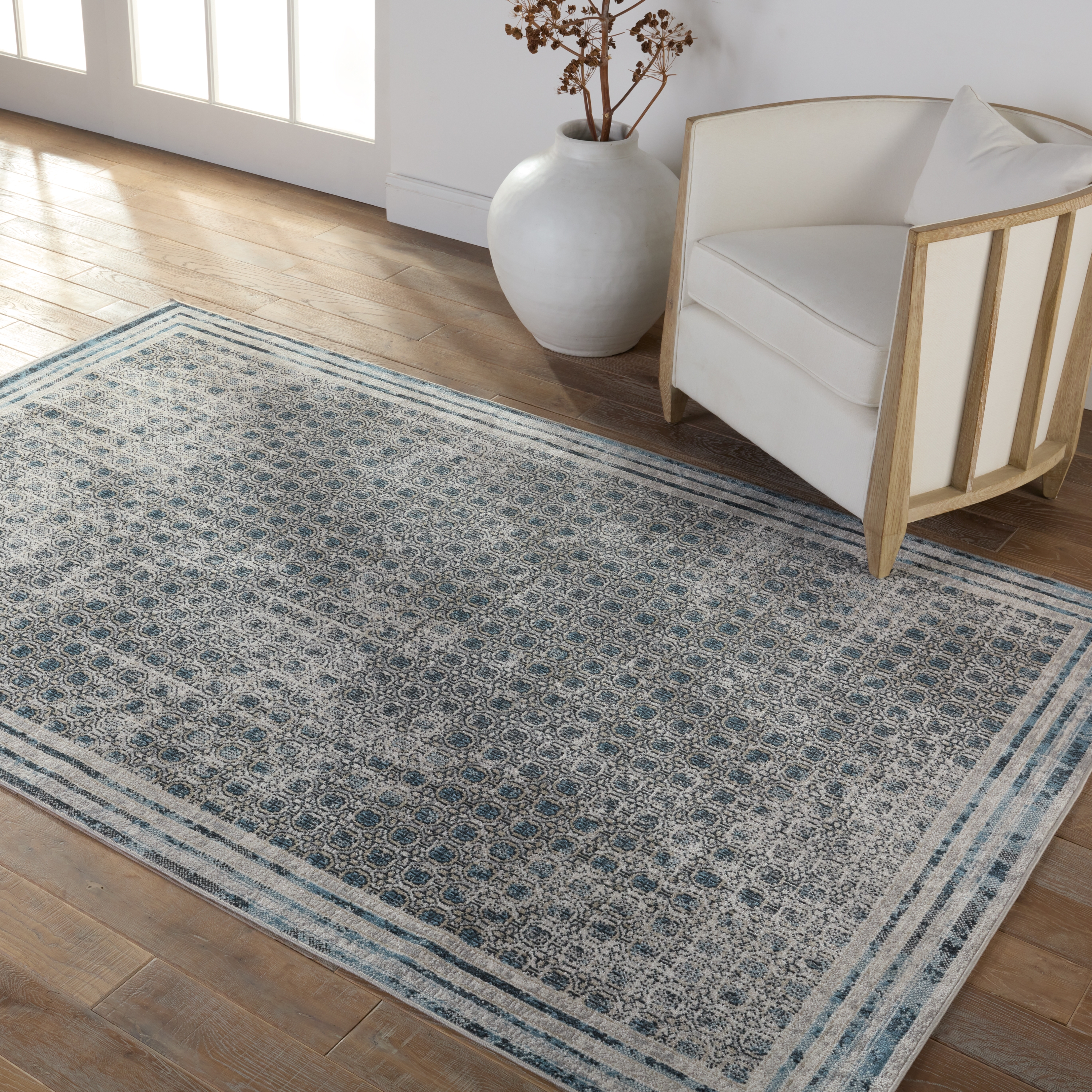 Vibe by Allora Trellis Light Gray/ Blue Area Rug (7'10"X10') - Image 4