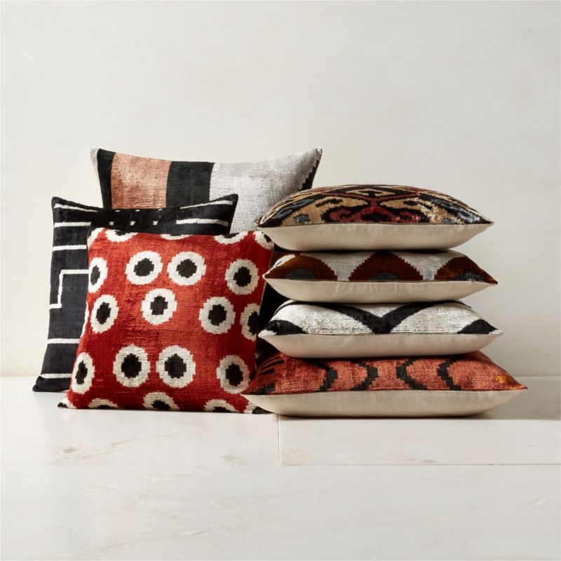 Cerco Turkish Silk Throw Pillow with Down-Alternative Insert 20"x20" - Image 3