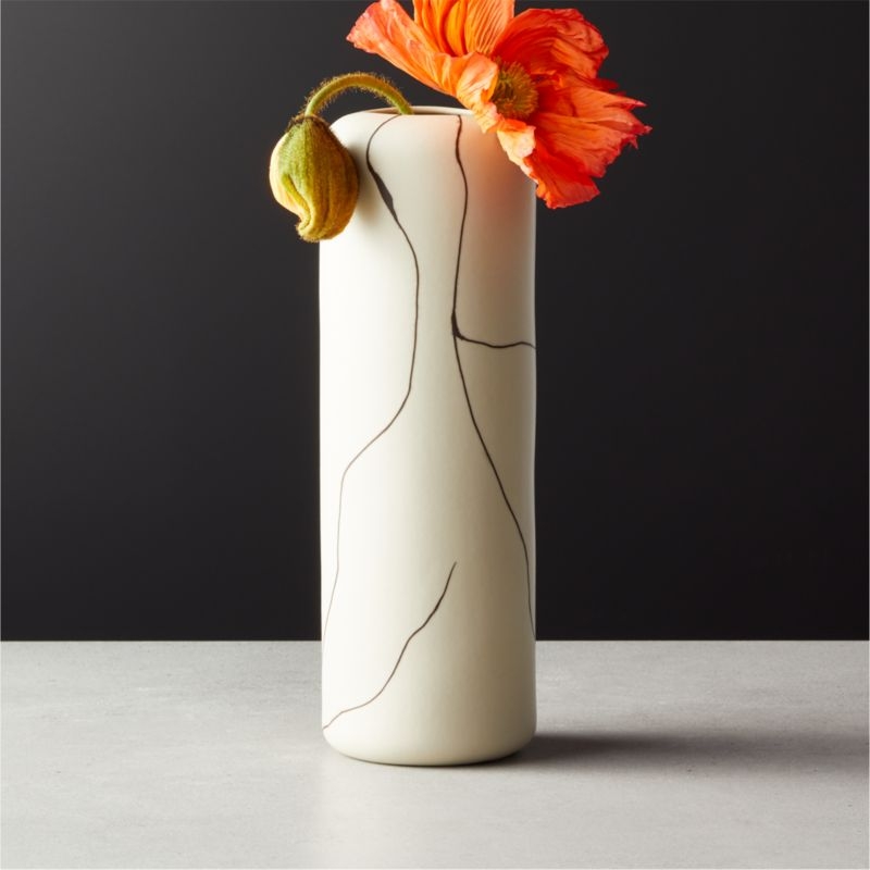 Kintsugi Vase - Image 1
