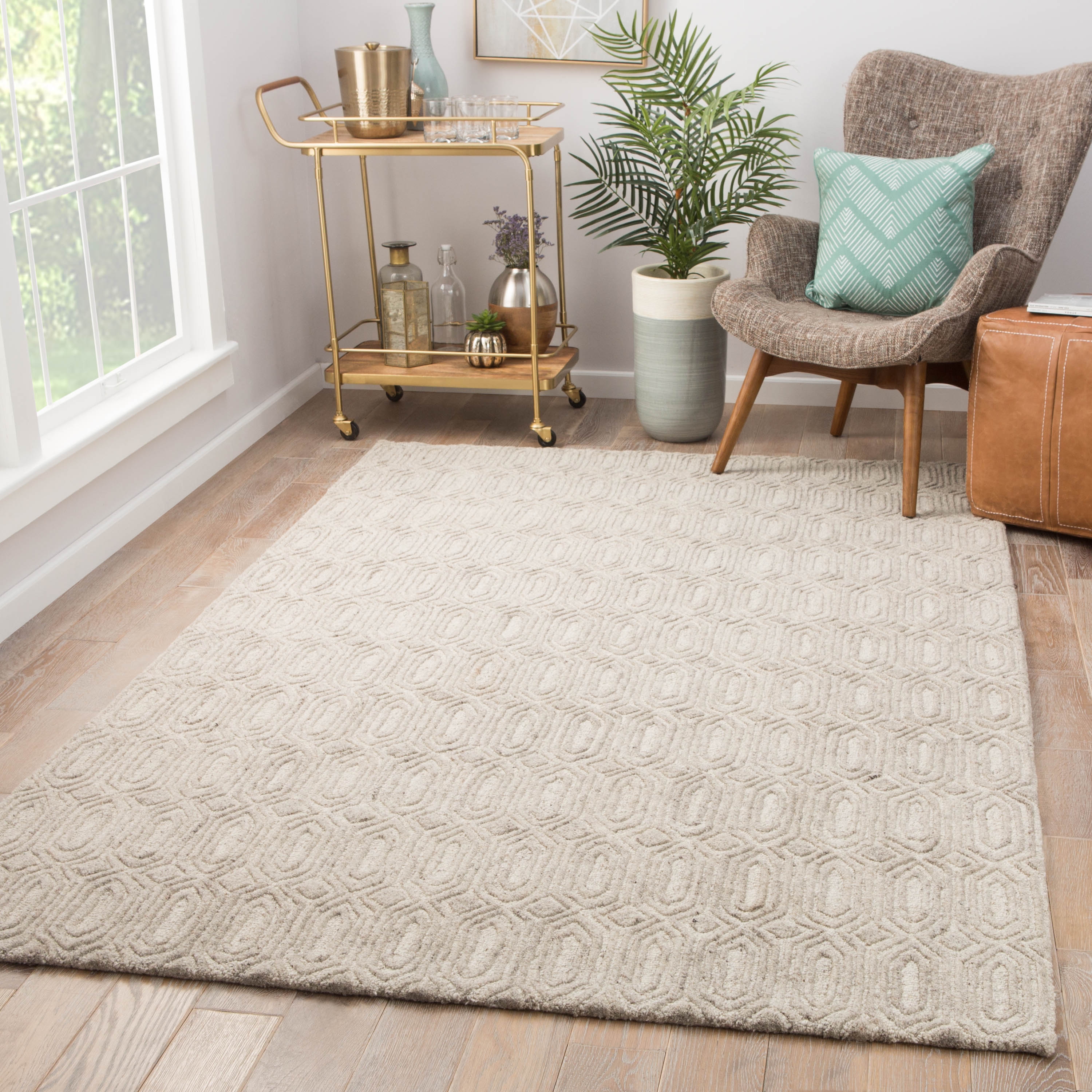 Chaise Handmade Geometric Beige Area Rug (10'X14') - Image 4
