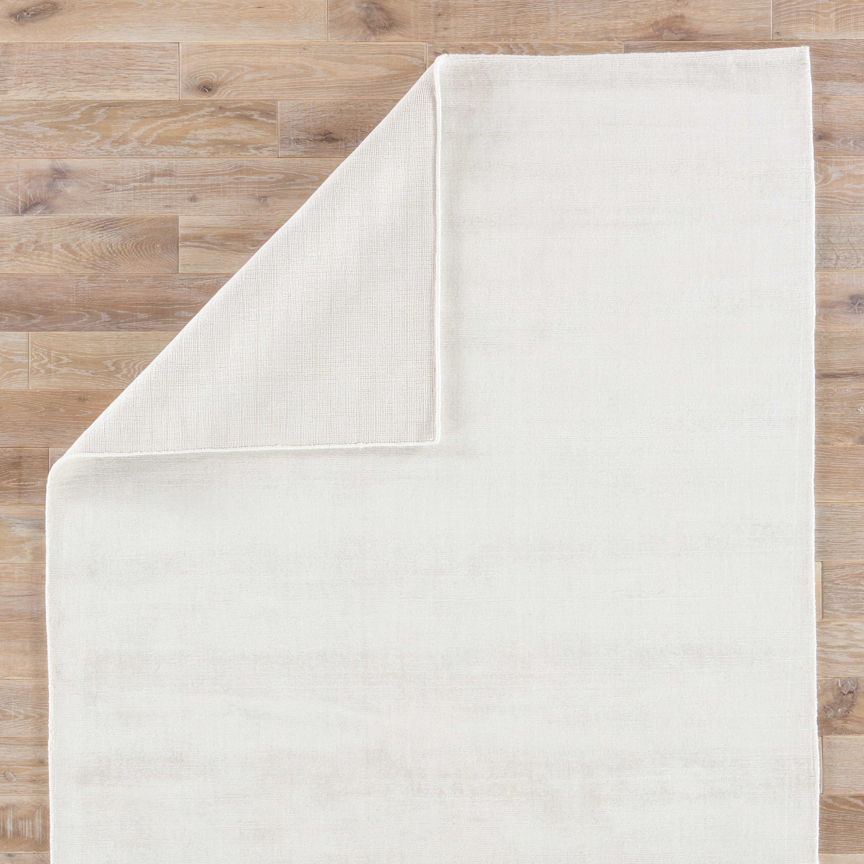 Yasmin Handmade Solid White Area Rug (9' X 12'). - 11/15 AVAIL - Image 2