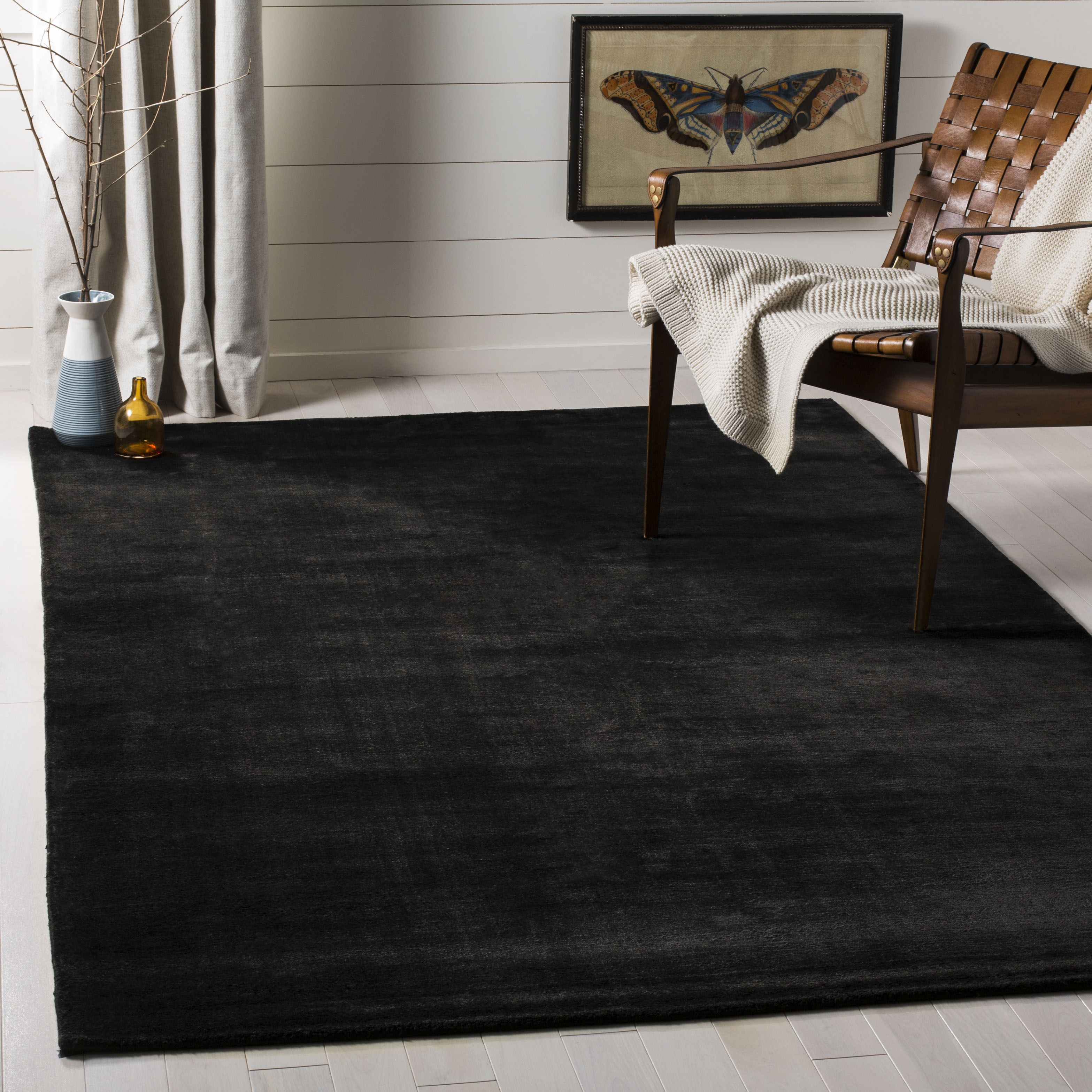 Arlo Home Hand Loomed Area Rug, MIR331A, Black,  4' X 6' - Image 1