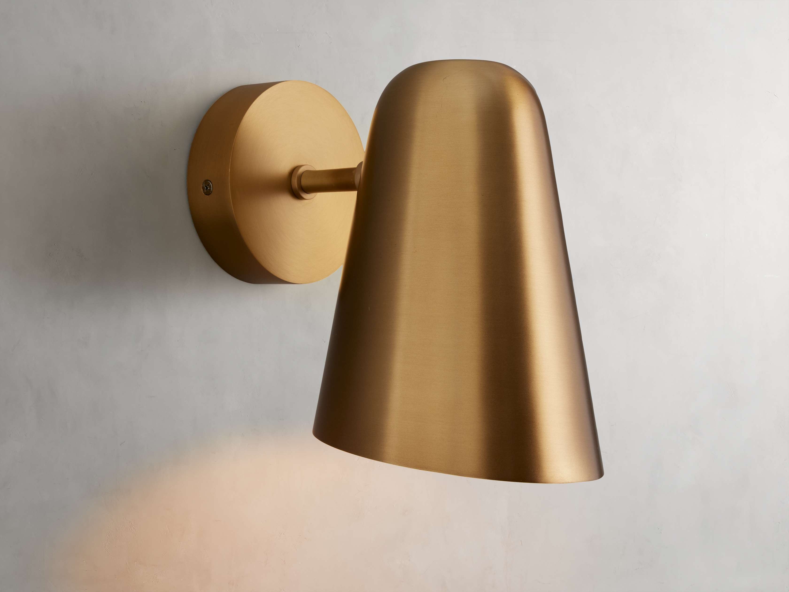Elih Sconce in Metal Brass - Image 0