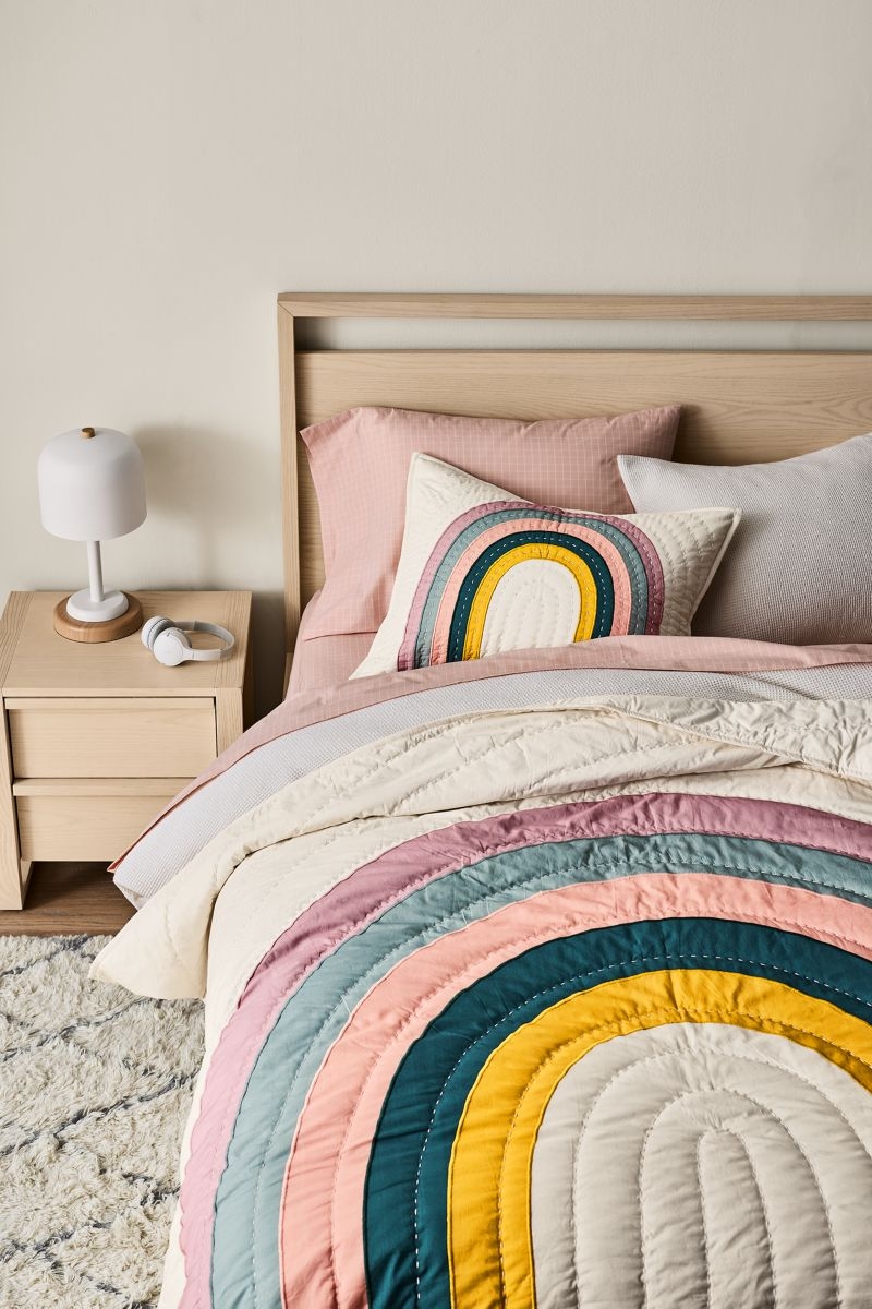 Stax Mini Grid Elegant Pink Yarn-Dyed Organic Cotton Kids Twin Sheet Set - Image 1