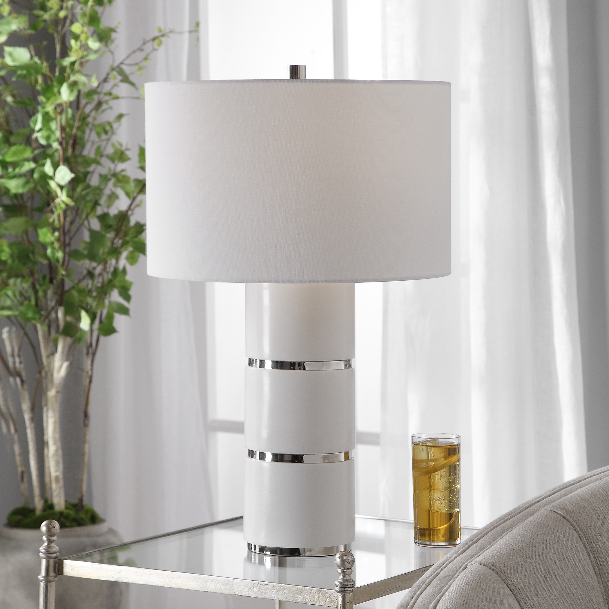 Grania White Marble Table Lamp - Image 0