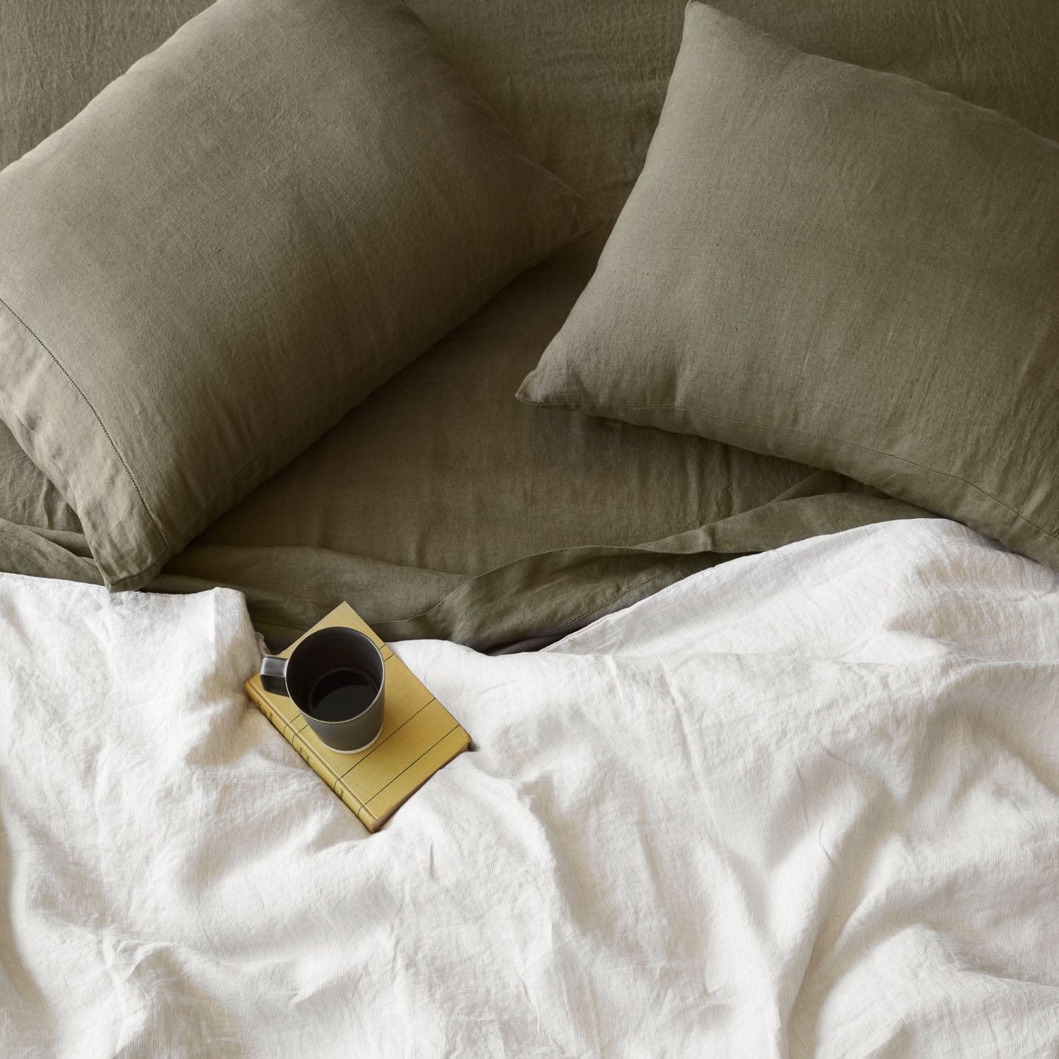 The Citizenry Stonewashed Linen Curated Bed Bundle | Full | Aegean Blue - Image 4