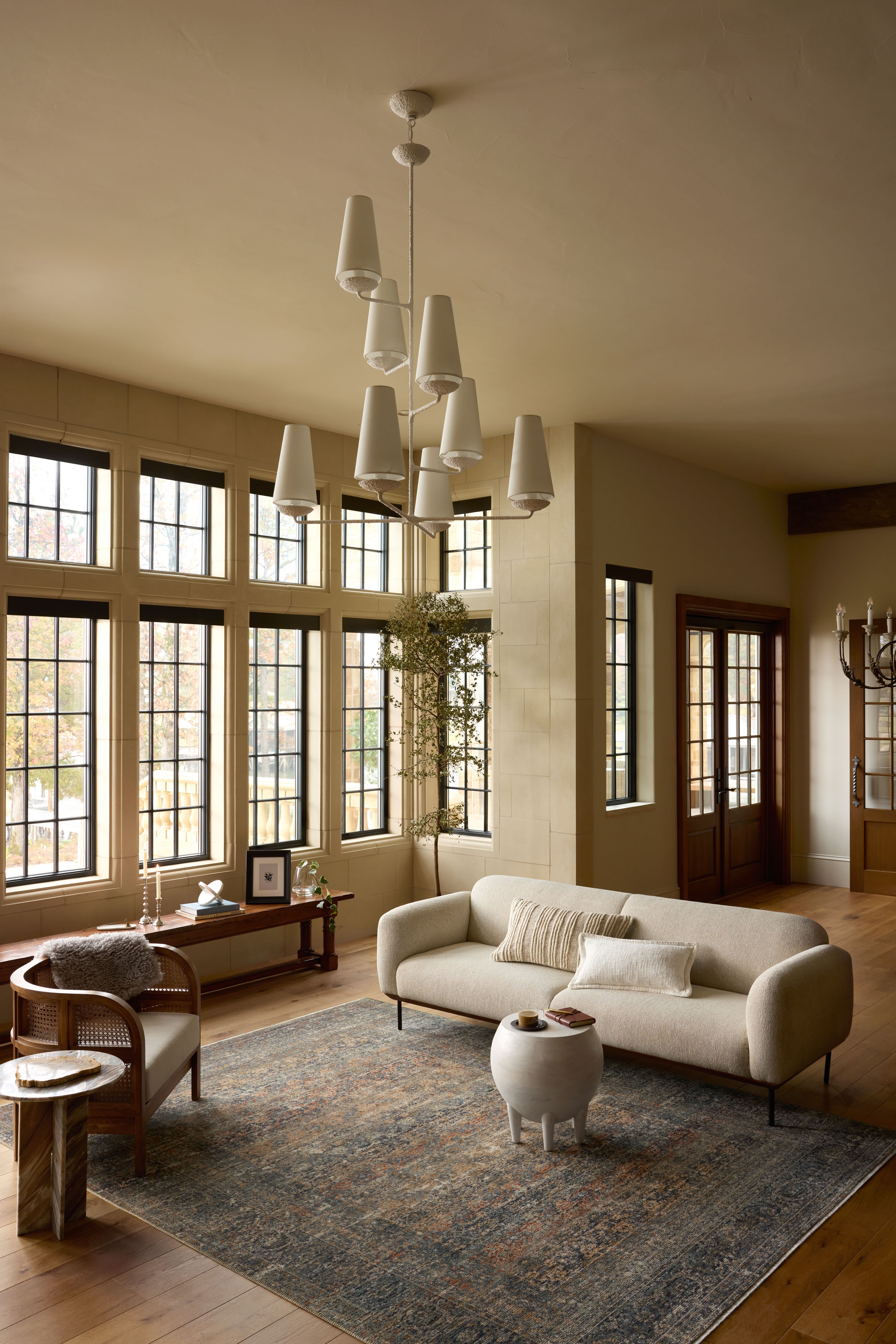 Loloi Heritage Midnight / Multi 3'-0" x 5'-0" - Image 1