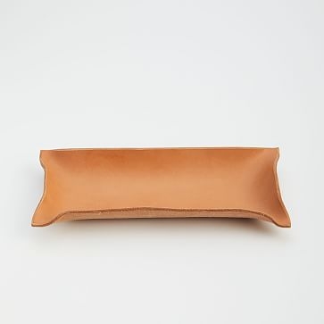 Made Solid Hand-Shaped Leather Tray, 4.5"x4.5" - Image 3