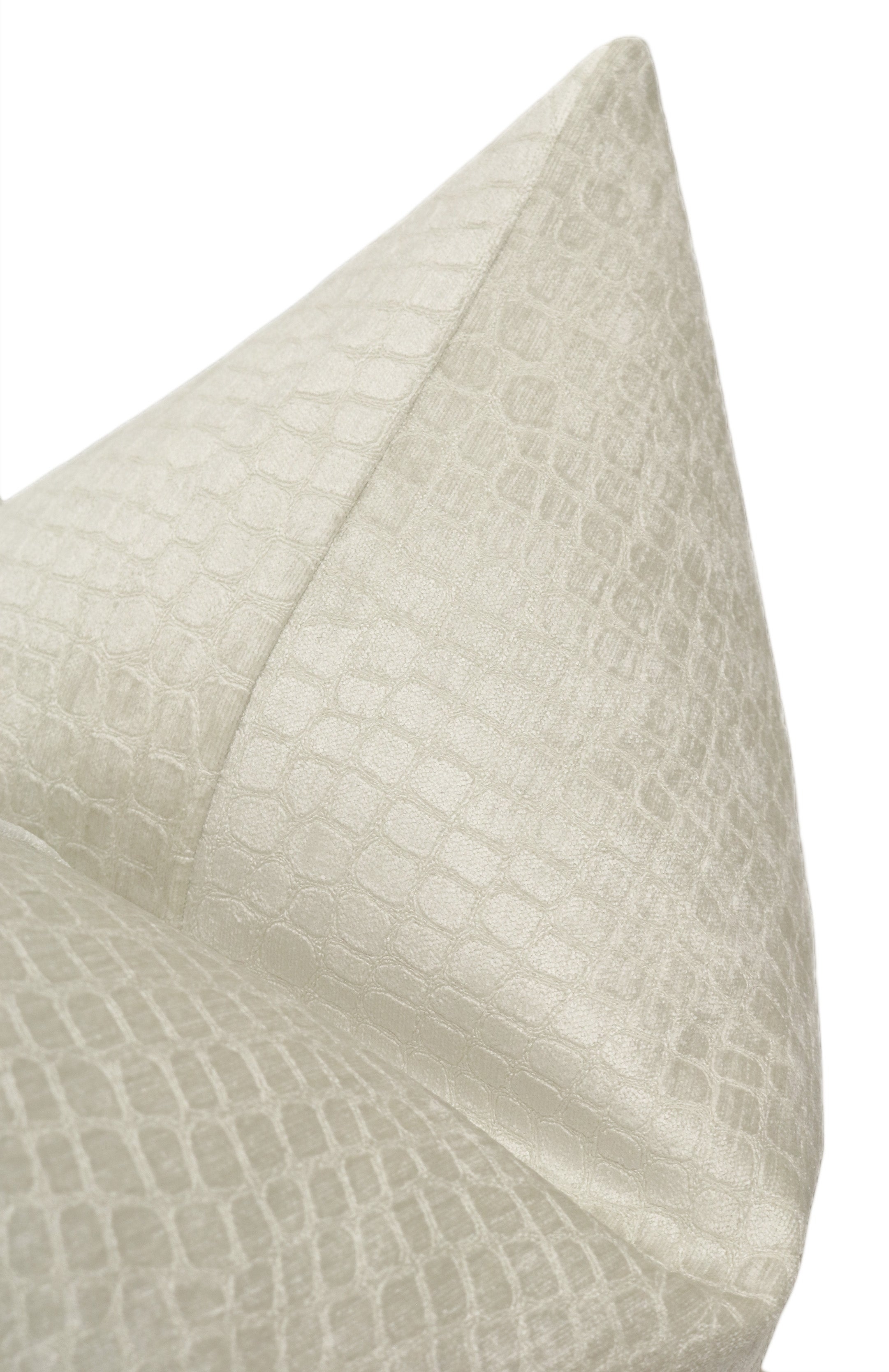 CROCODILE CHENILLE - 14" X 36" - Image 2