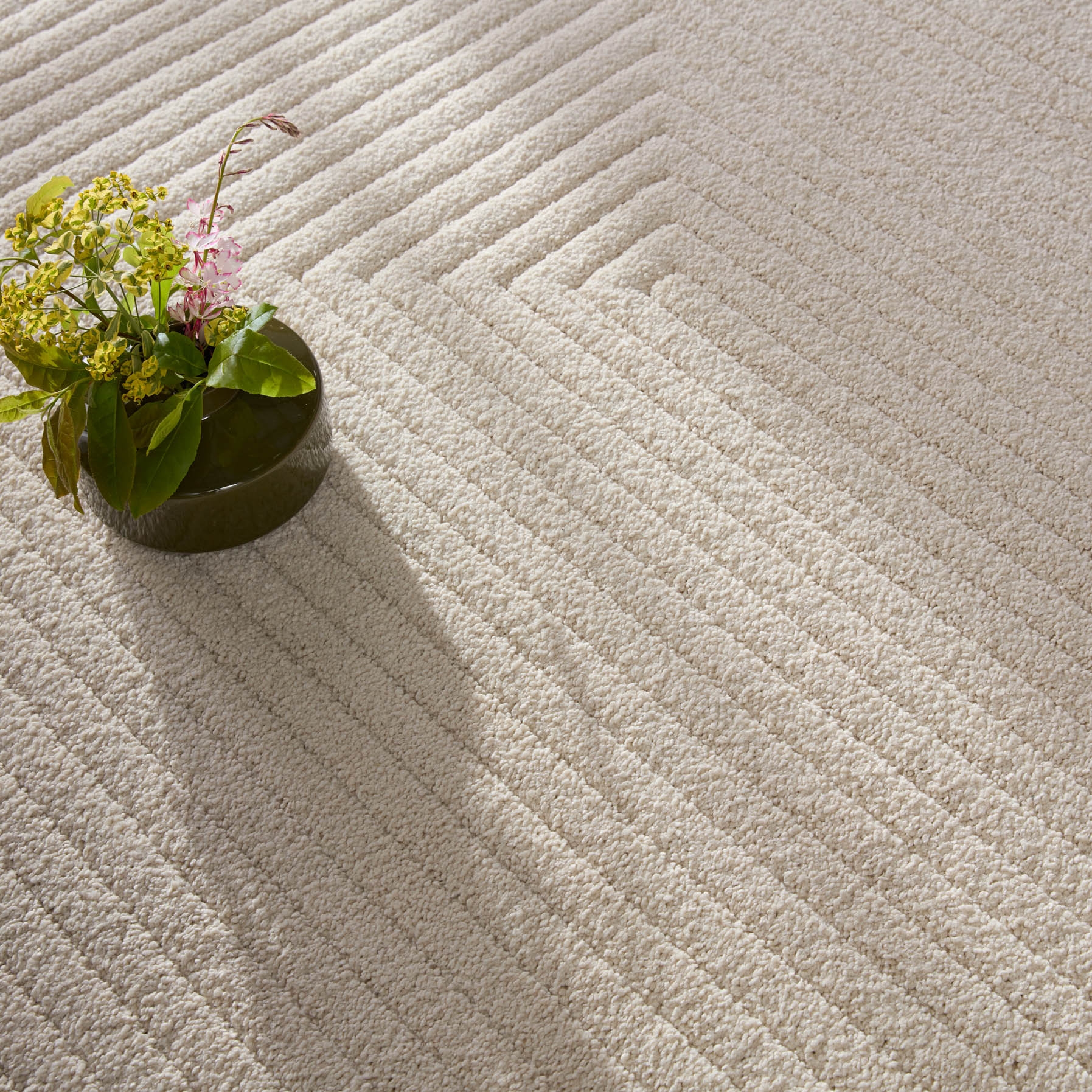 Archias PTR06 Geometric Ivory Area Rug (6'7"x9'6") - Image 5