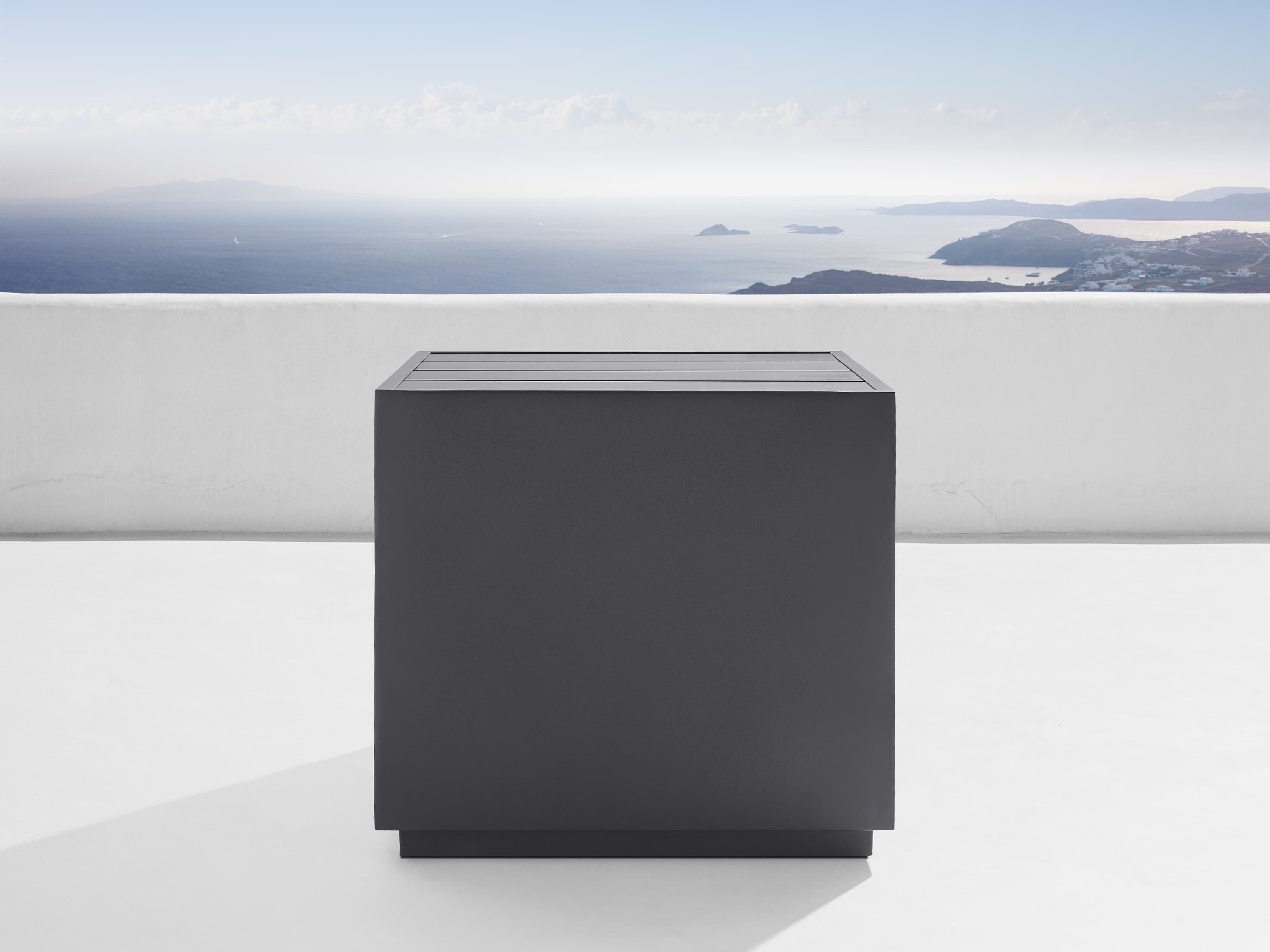 Bal Harbour Outdoor End Table Aluminum in Black - Image 0