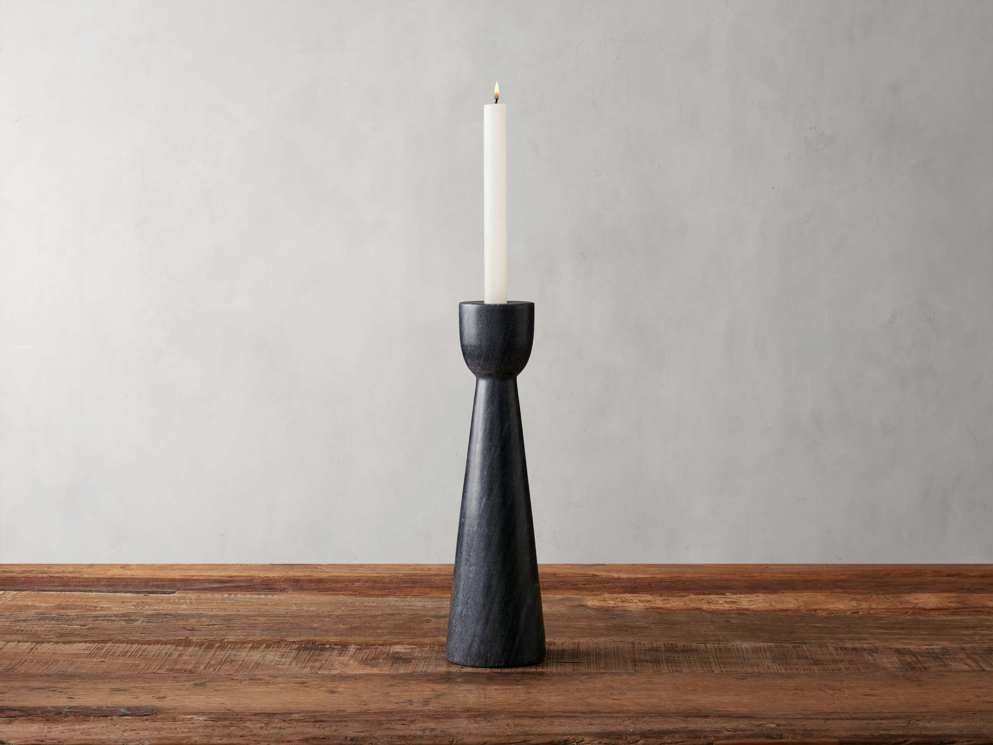 Omo Taper Holder Marble in Black - Image 0