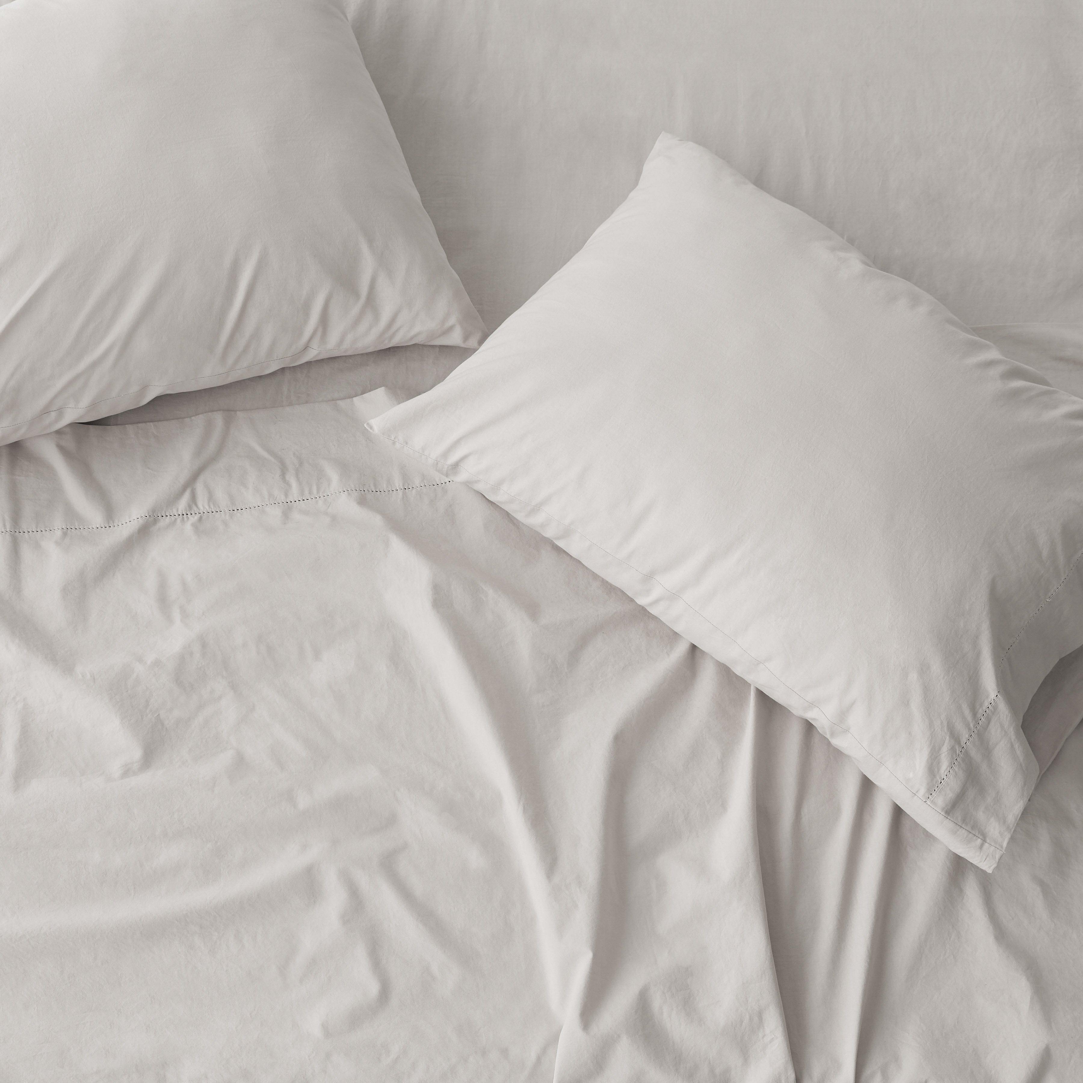 The Citizenry Organic Stonewashed Percale Bed Sheet Set | King | Grey - Image 0