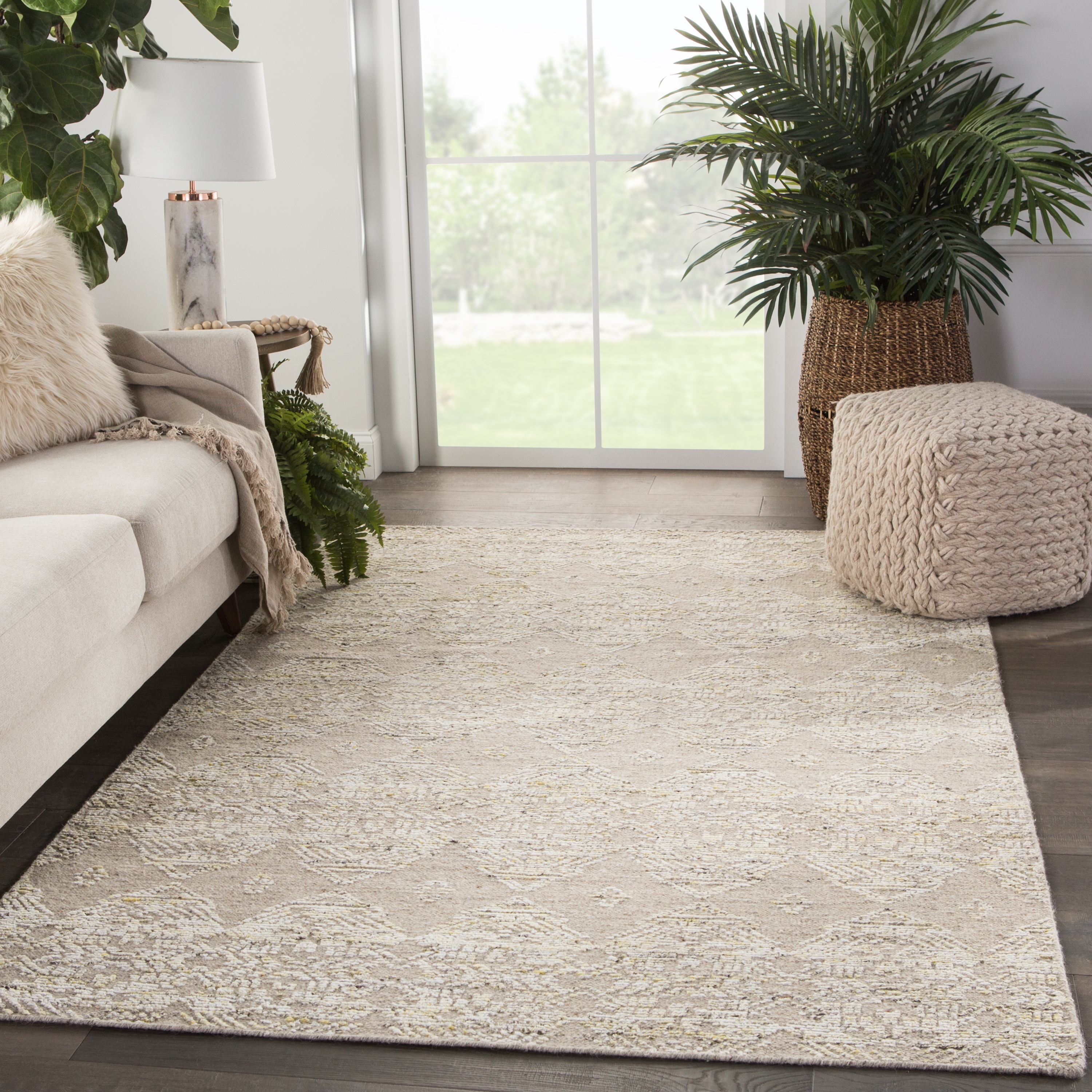 Dentelle Hand-Knotted Geometric Beige/ Gold Area Rug (8'X10') - Image 4